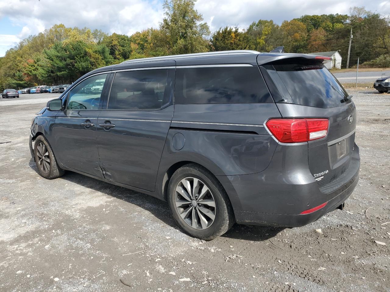 2016 KIA SEDONA