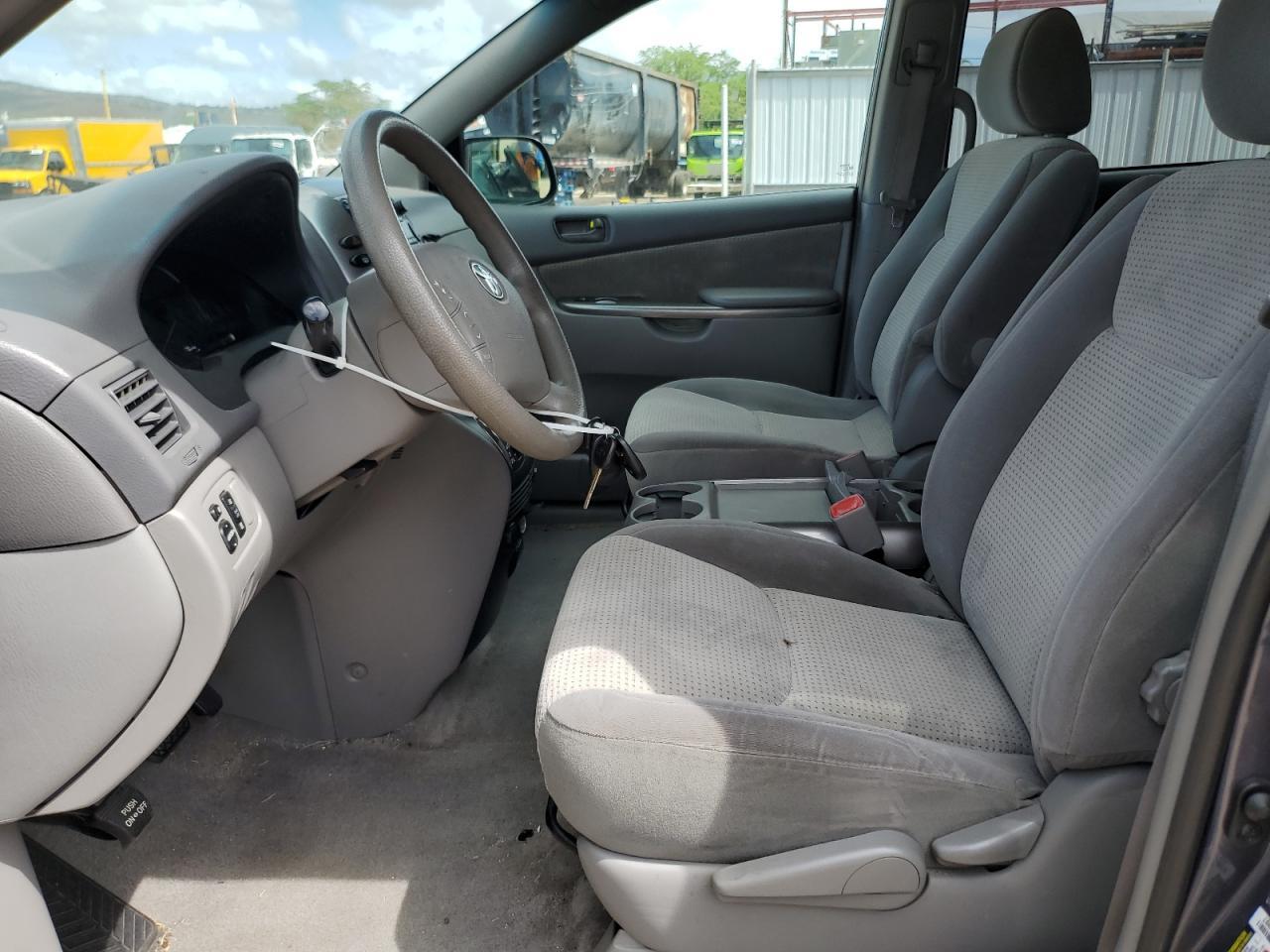 2007 TOYOTA SIENNA