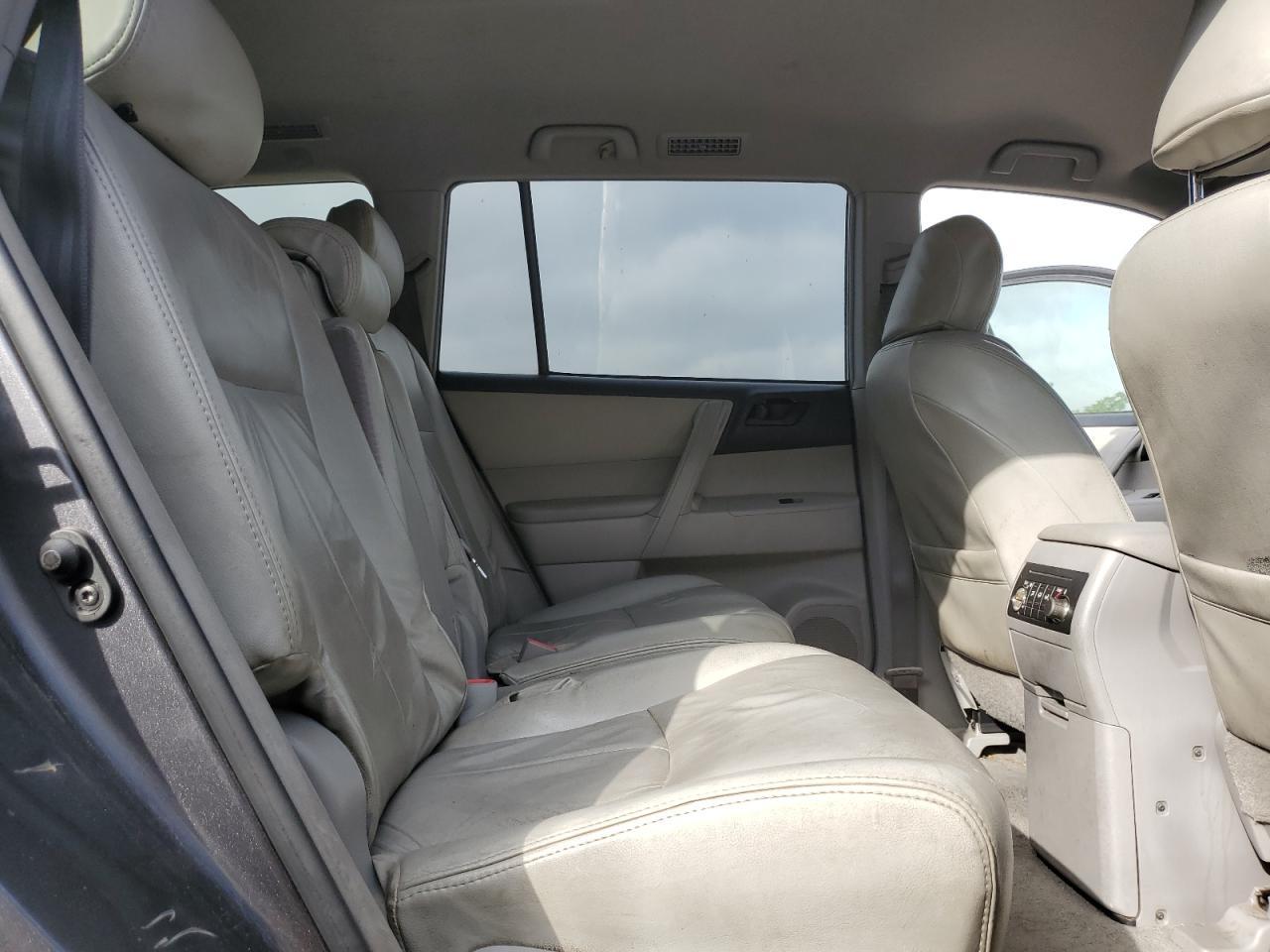 2009 TOYOTA HIGHLANDER