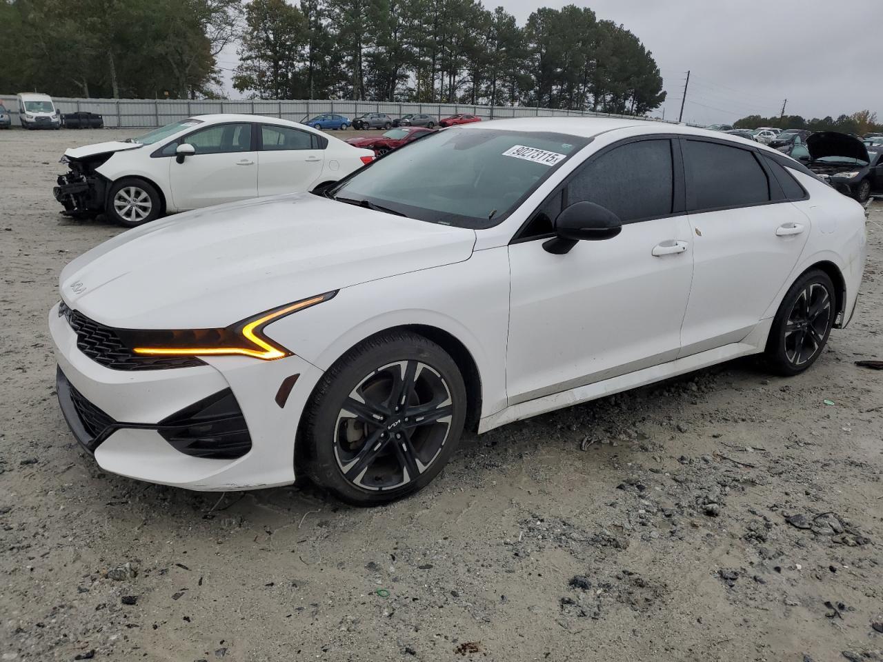 2022 KIA K5