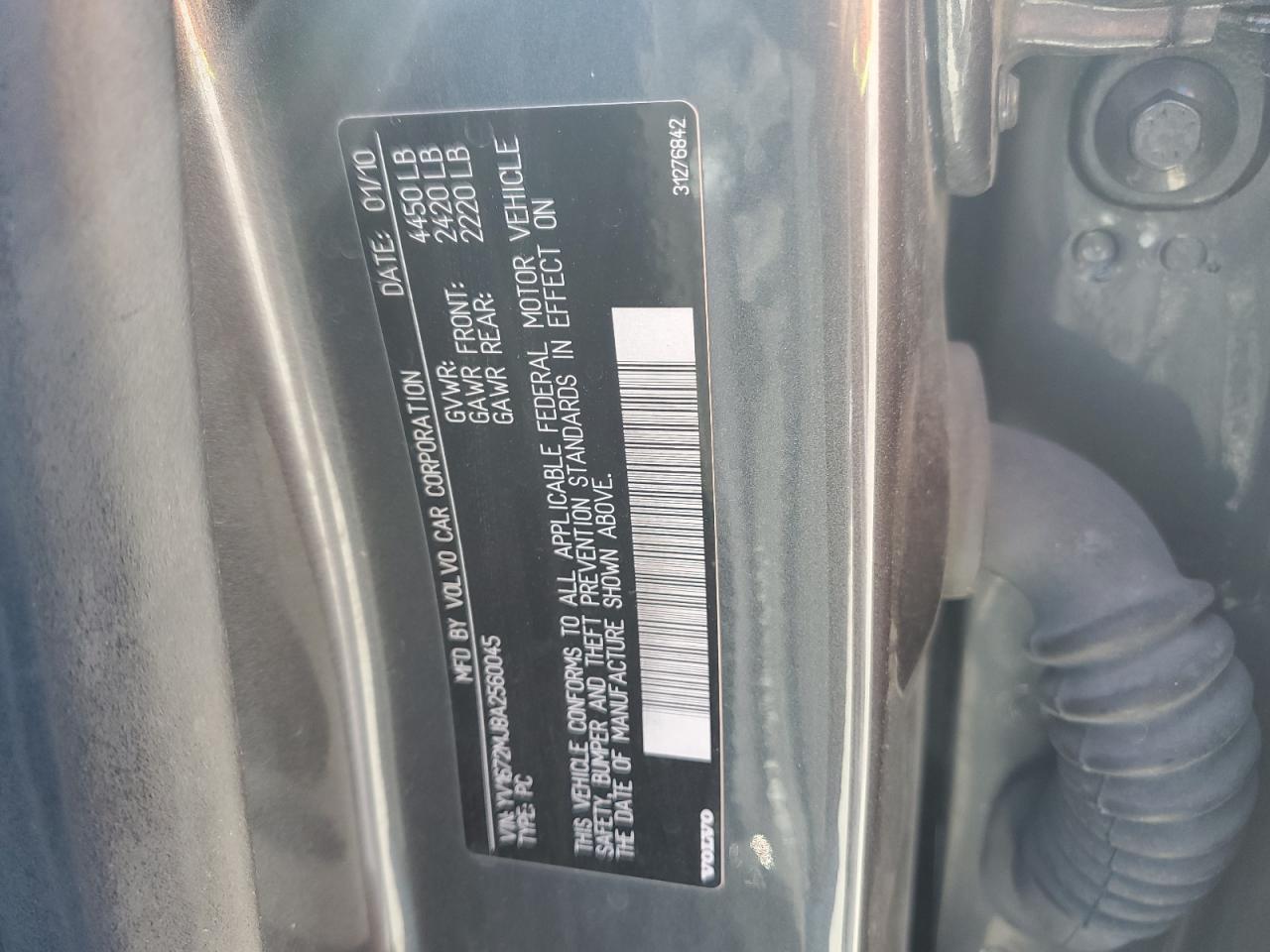 2010 VOLVO V50