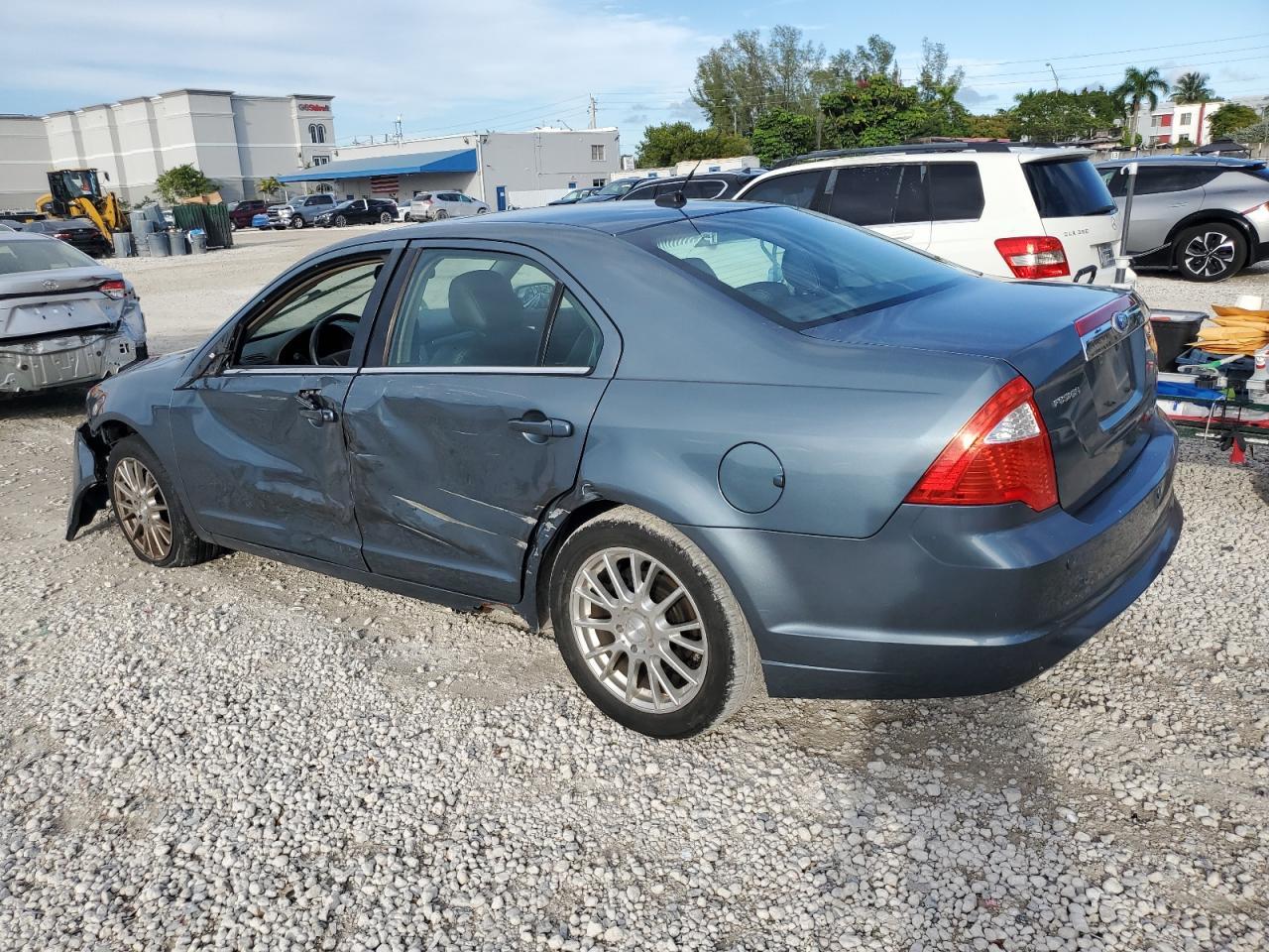 2011 FORD FUSION