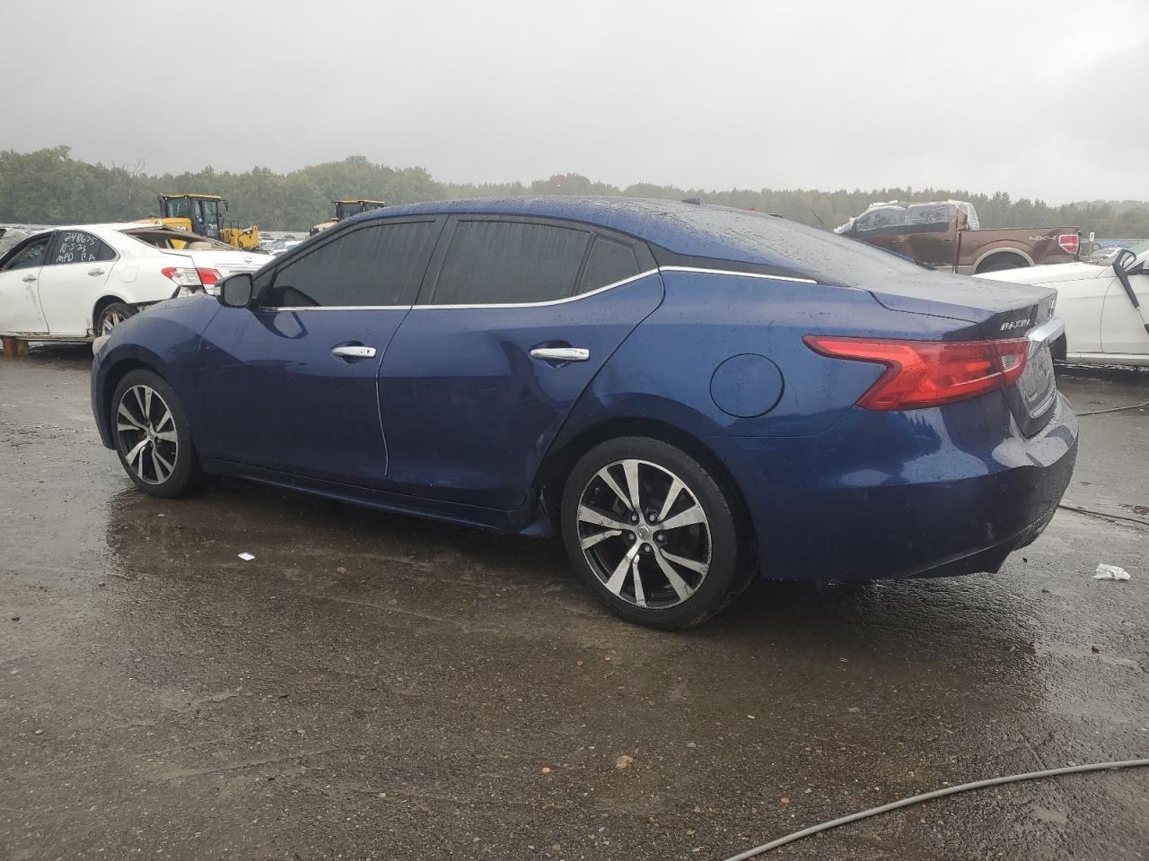 2017 NISSAN Maxima