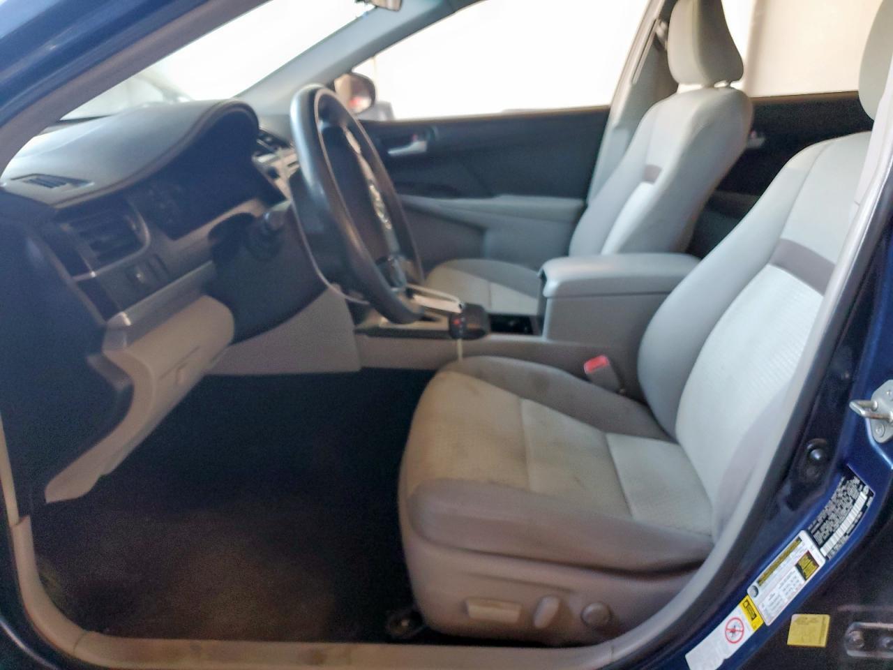 2014 TOYOTA CAMRY