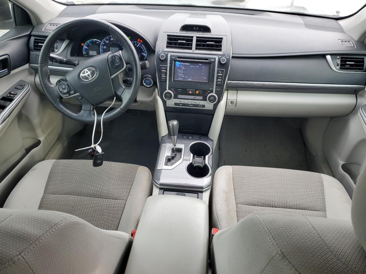 2014 TOYOTA CAMRY