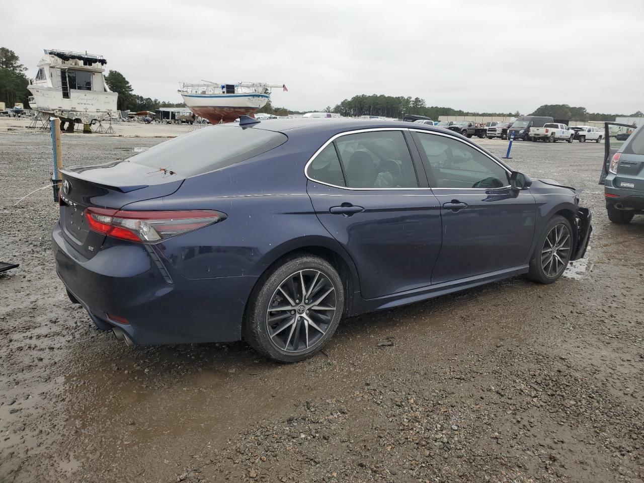 2022 TOYOTA CAMRY
