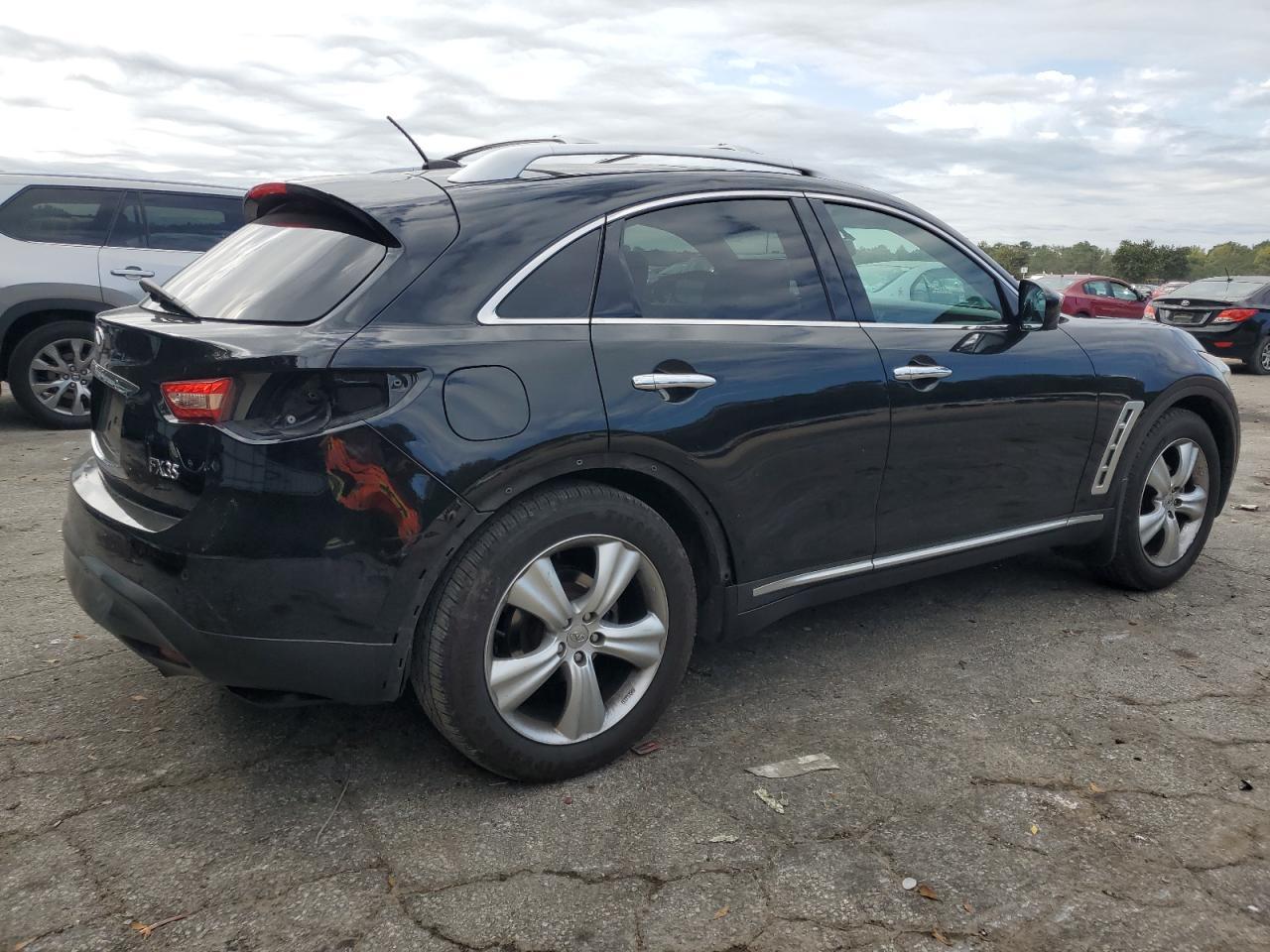2010 INFINITI FX35