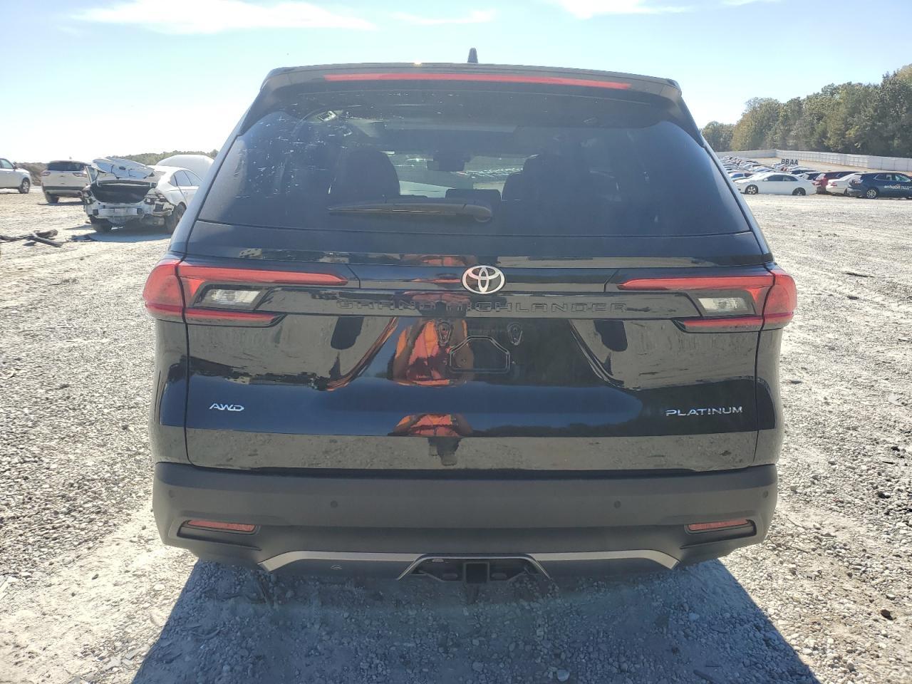 2024 TOYOTA HIGHLANDER