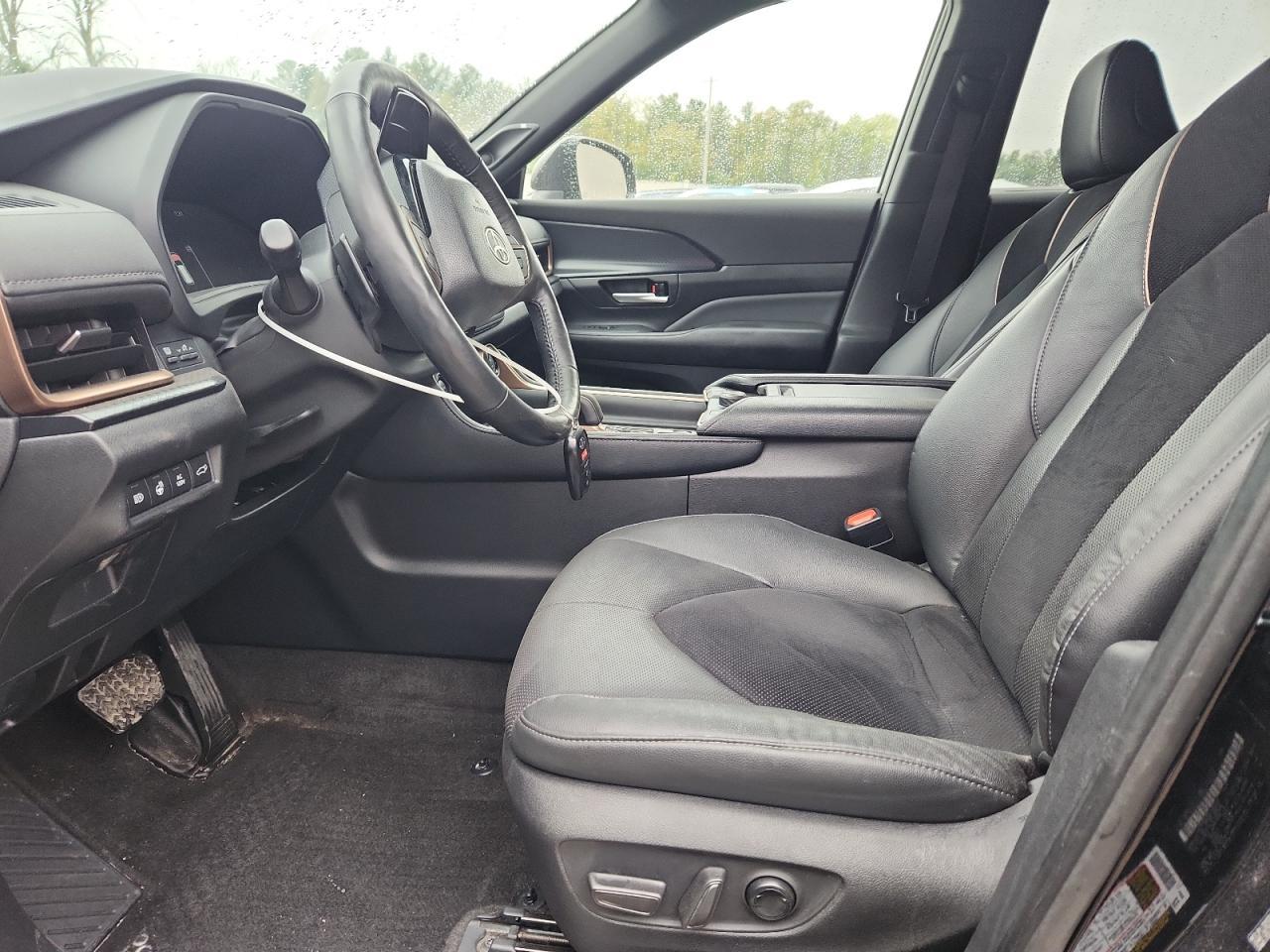 2024 TOYOTA HIGHLANDER