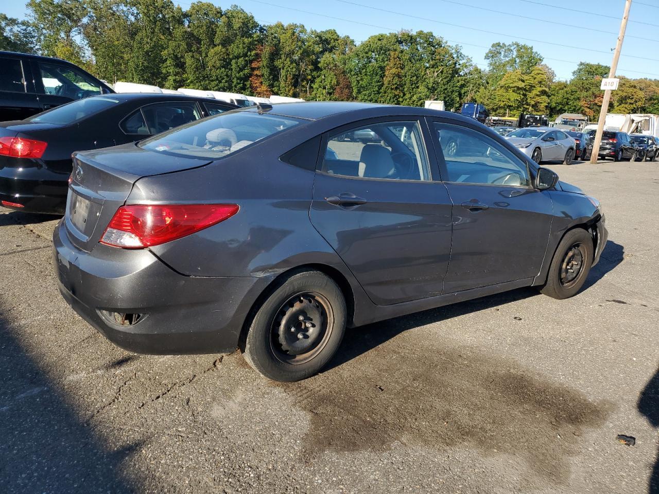 2012 HYUNDAI ACCENT
