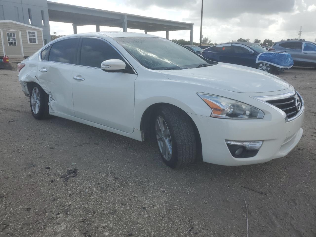 2013 NISSAN ALTIMA