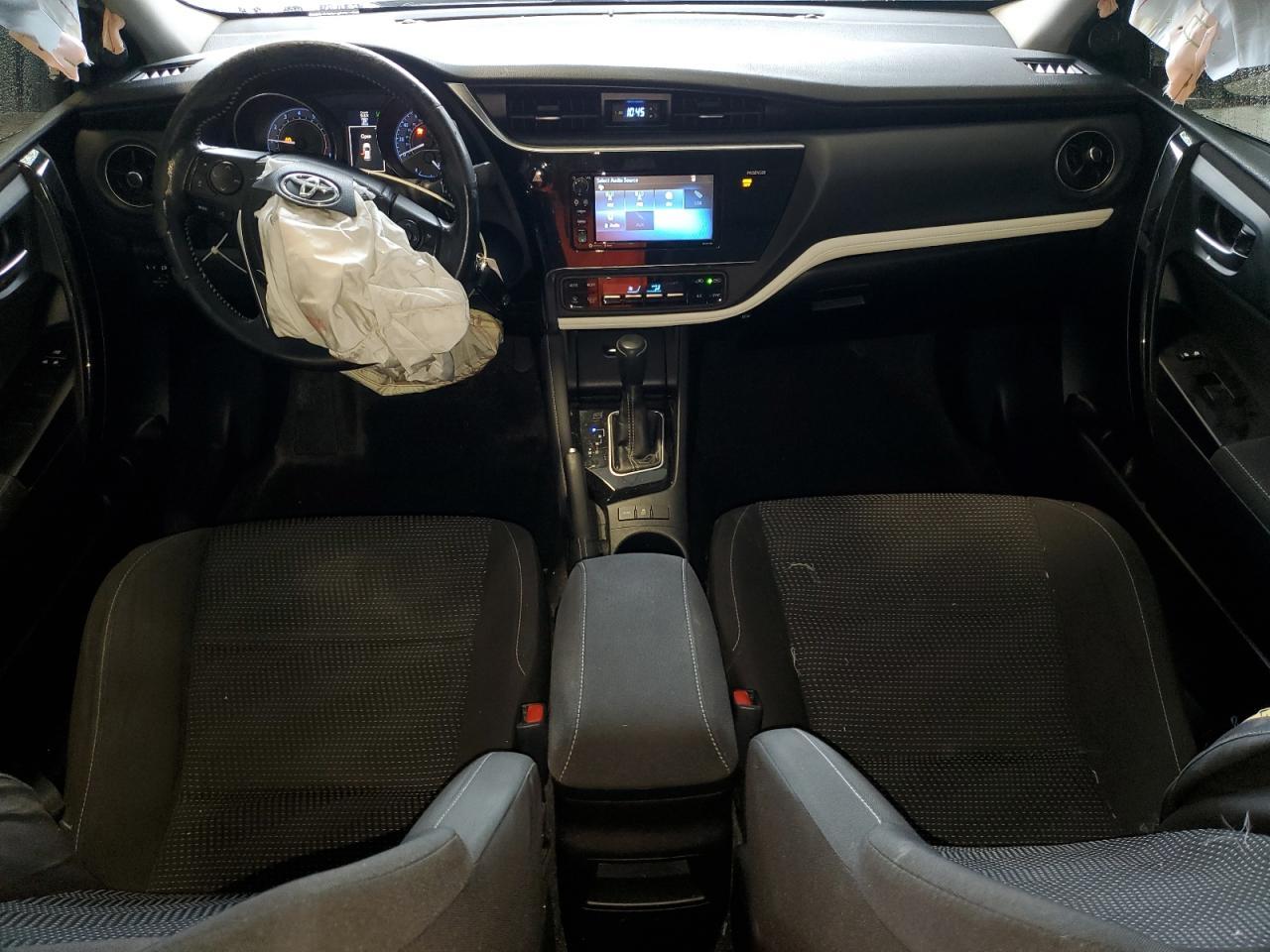 2017 TOYOTA COROLLA