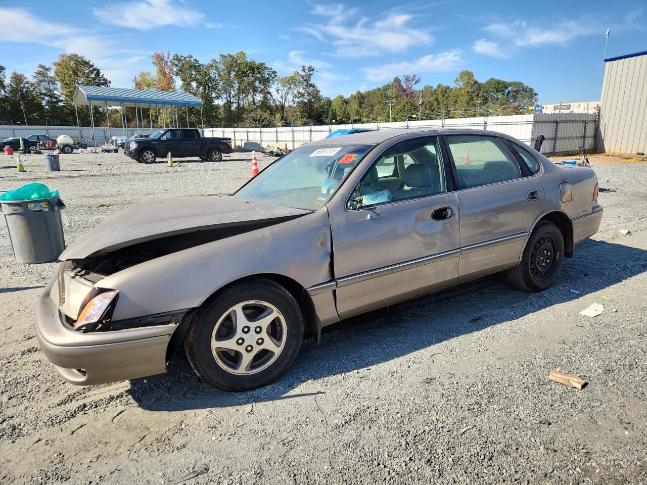 1999 TOYOTA Avalon