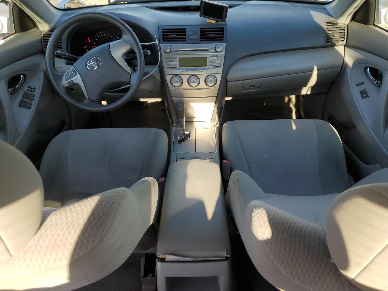 2011 TOYOTA CAMRY