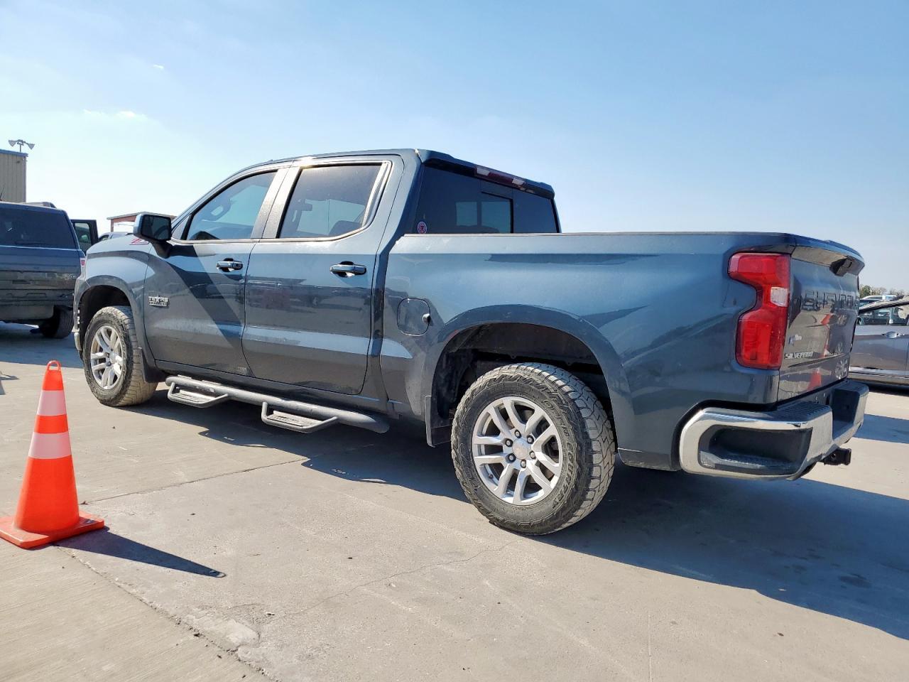 2020 CHEVROLET Silverado