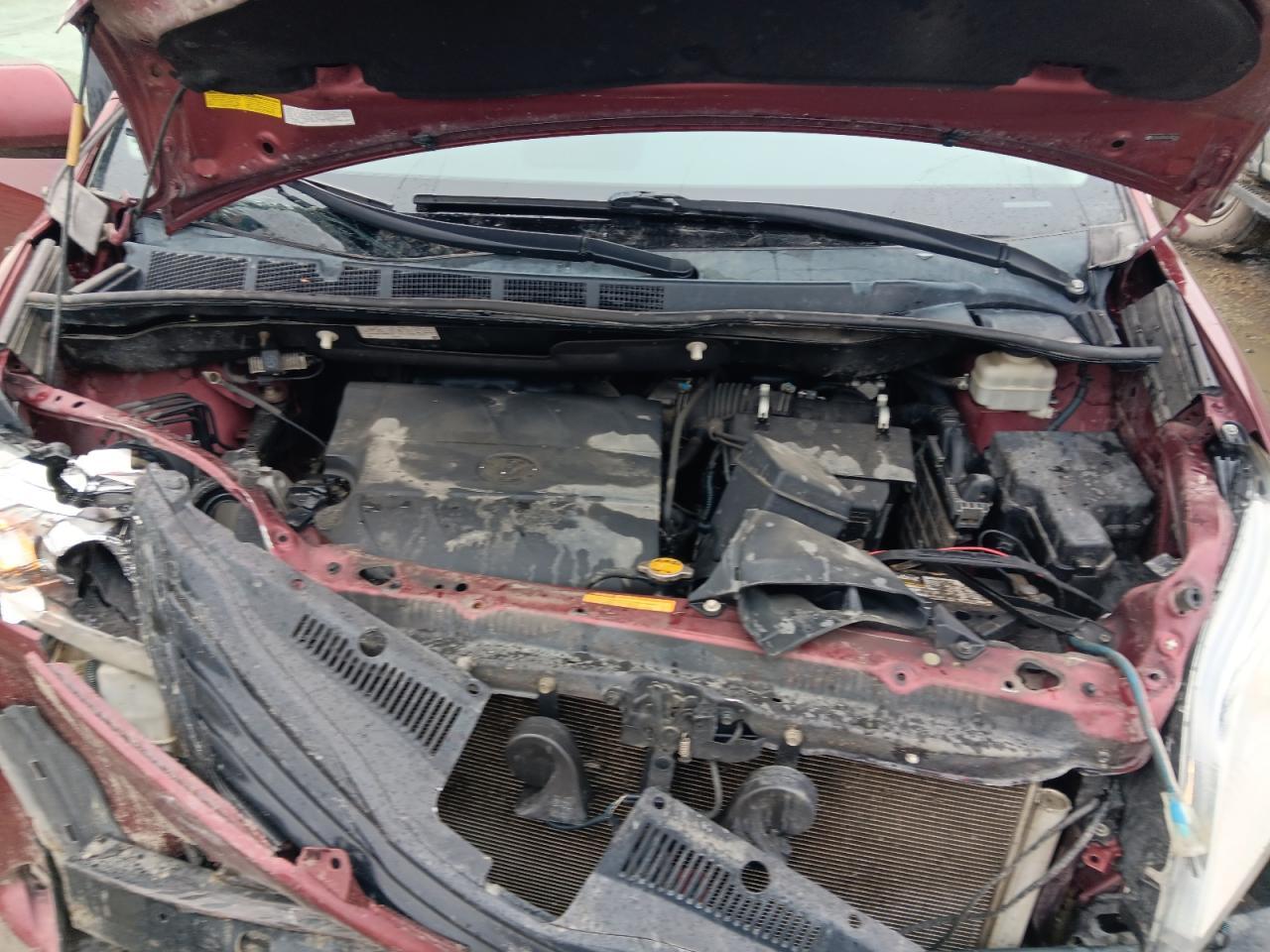 2014 TOYOTA SIENNA