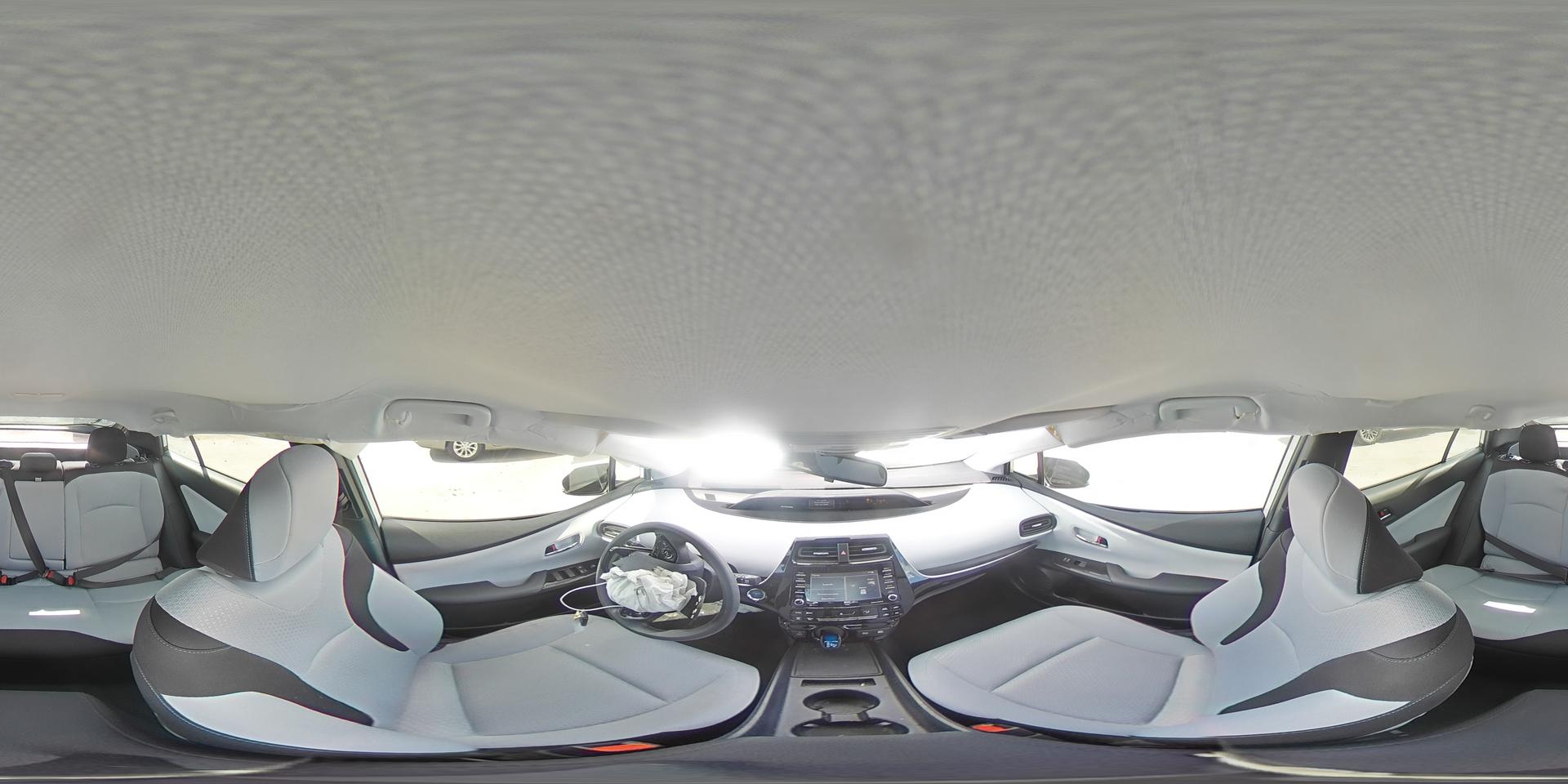 2022 TOYOTA PRIUS