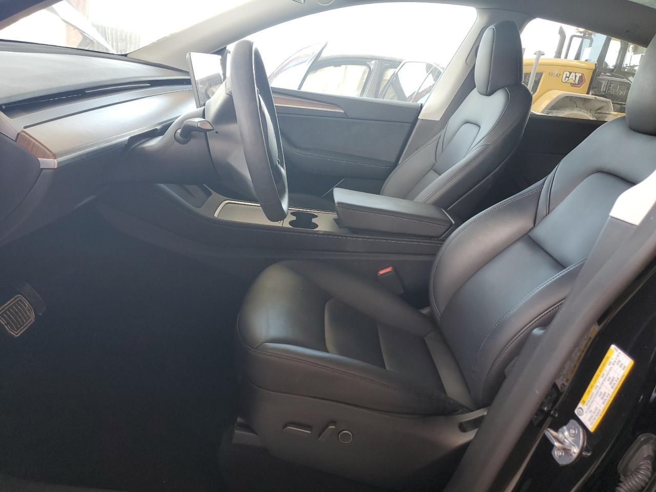 2024 TESLA MODEL Y