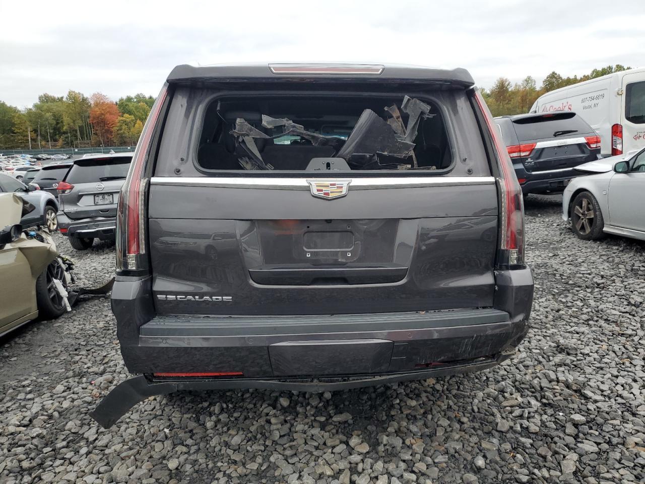 2016 CADILLAC ESCALADE