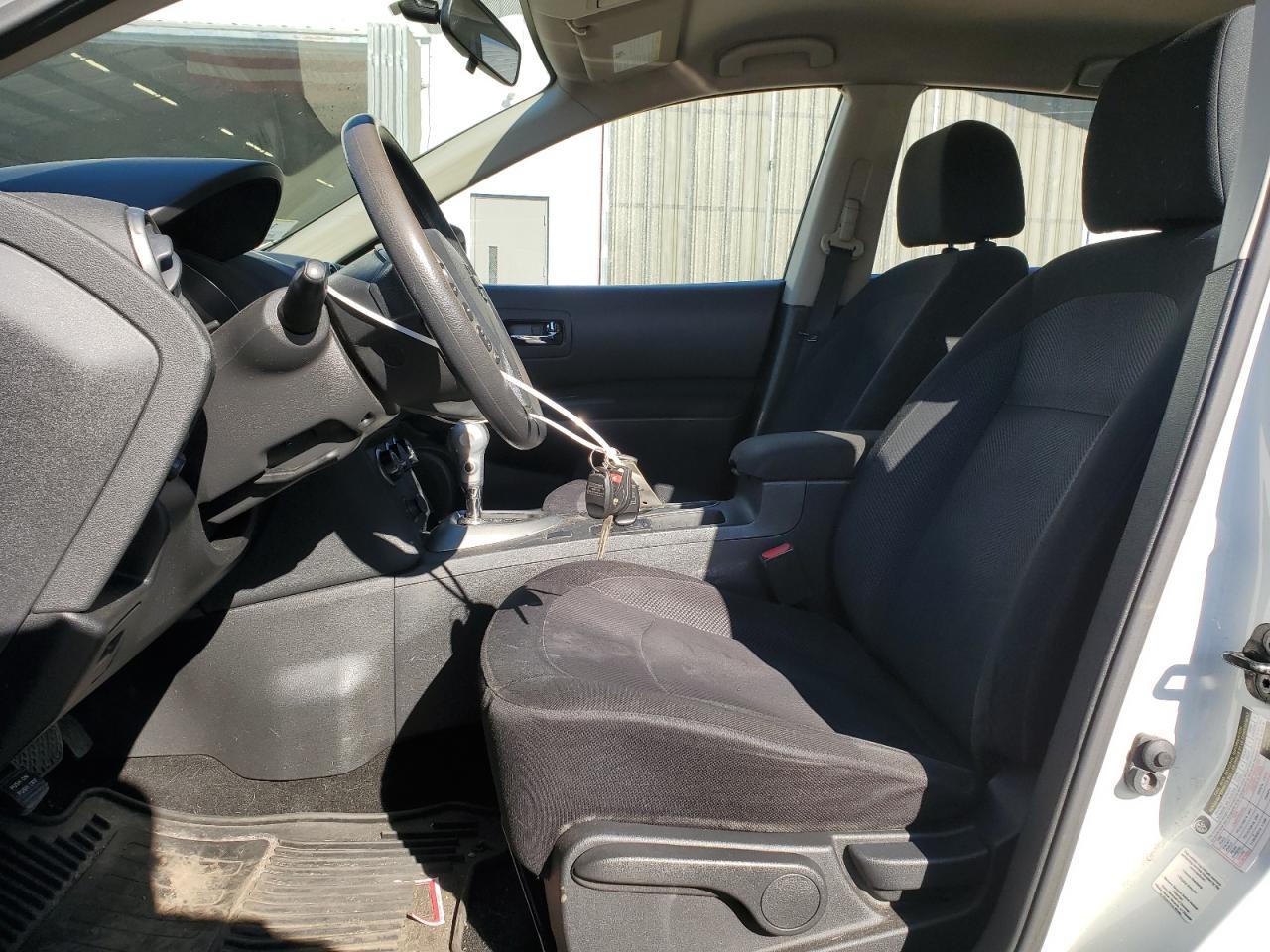 2014 NISSAN ROGUE