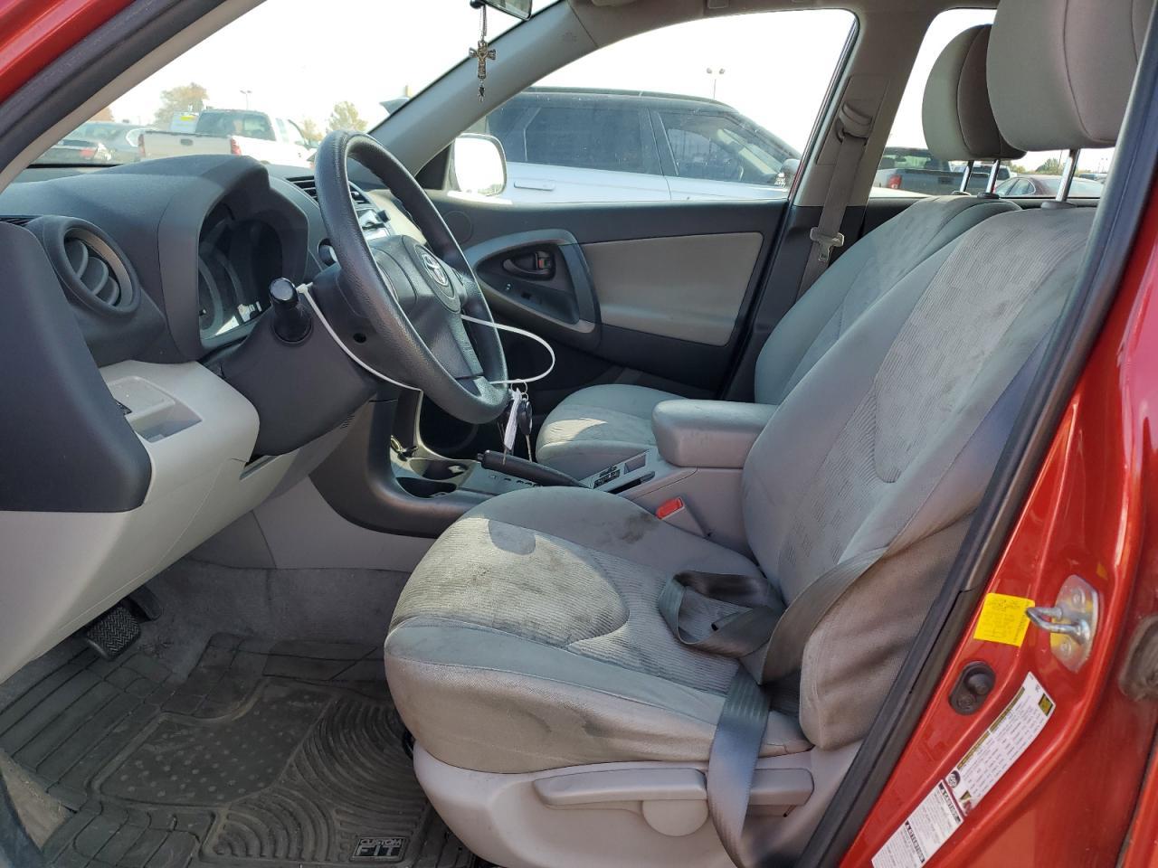 2011 TOYOTA RAV4