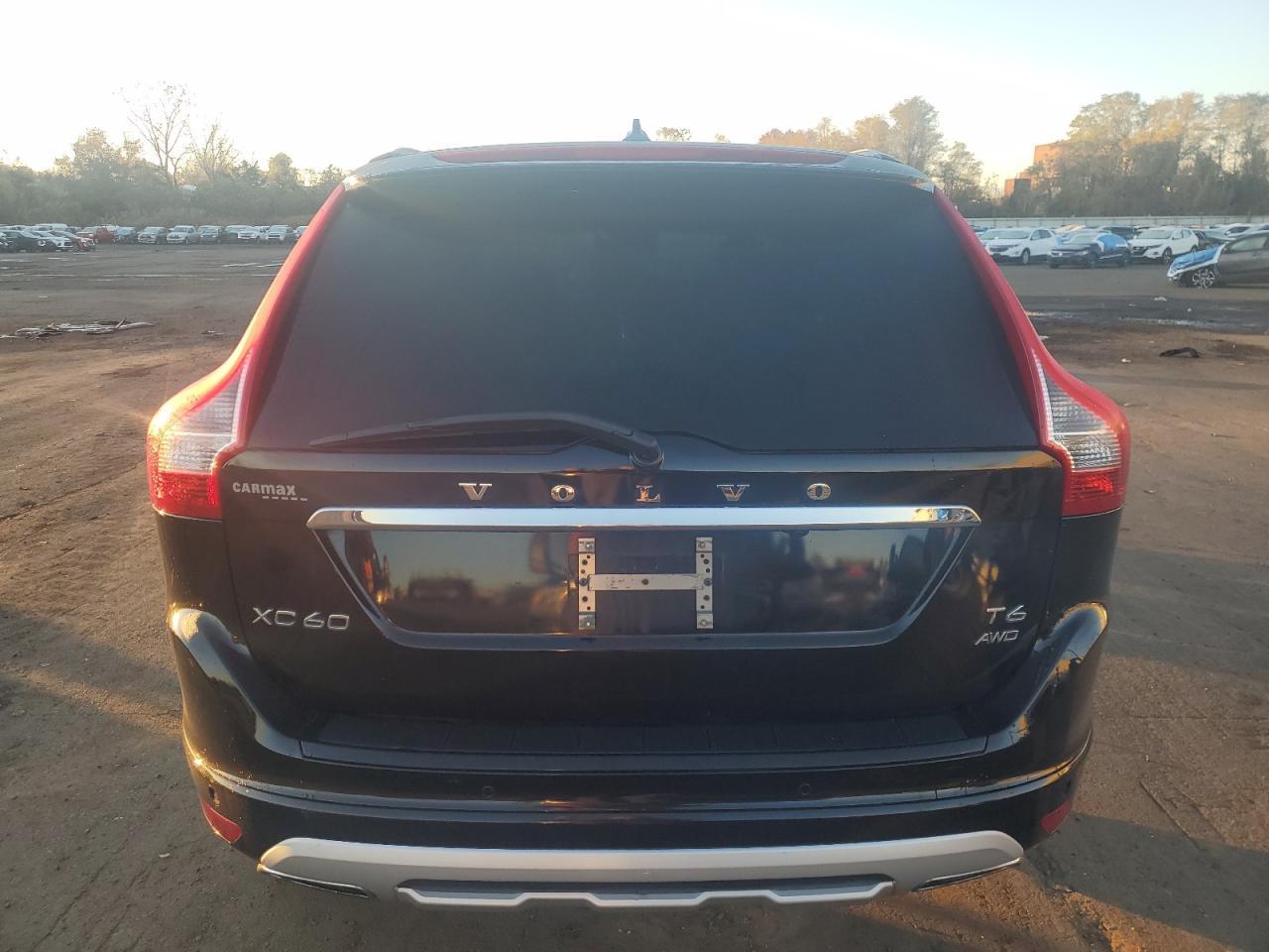2017 VOLVO XC60