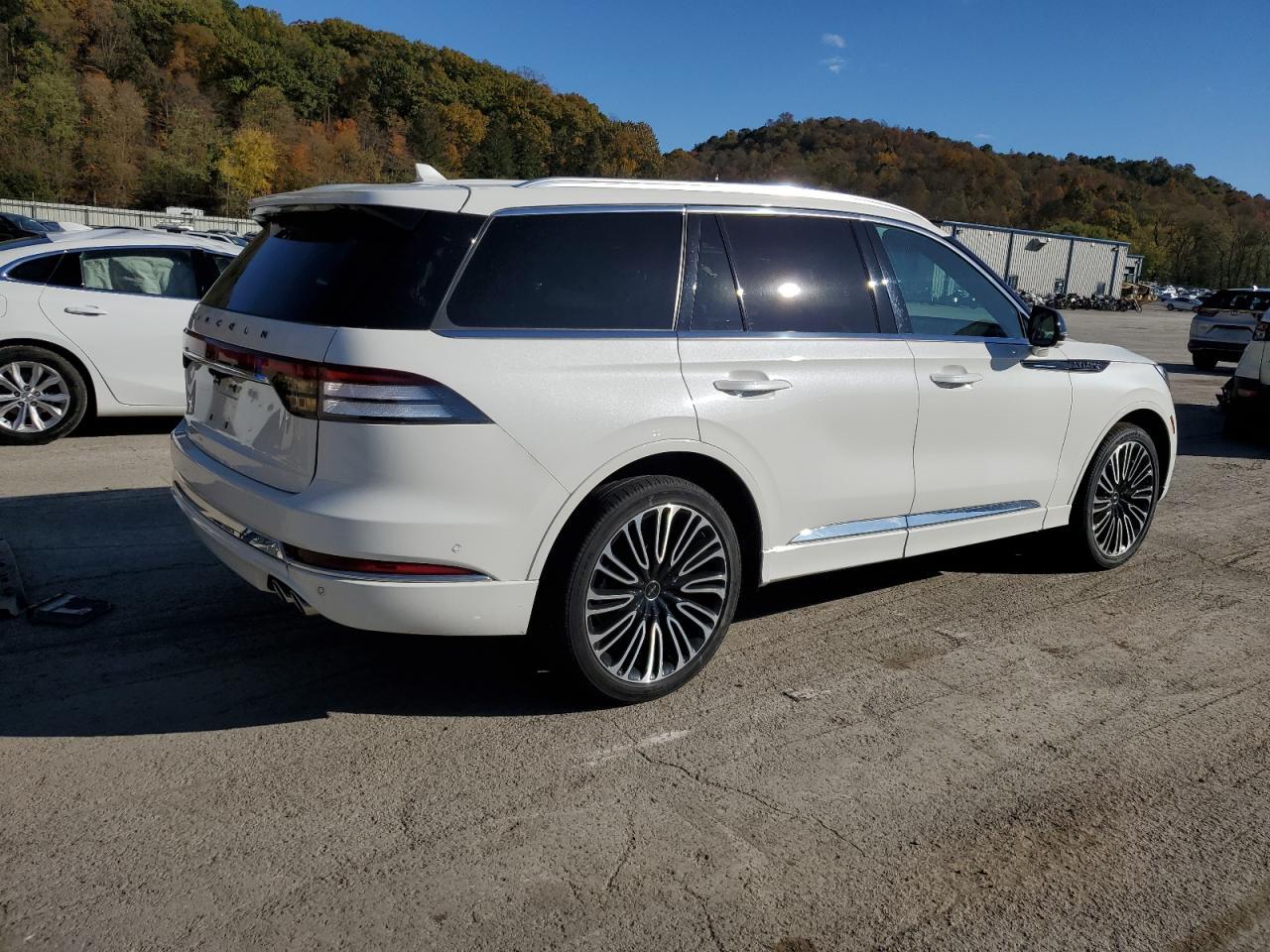 2023 LINCOLN Aviator
