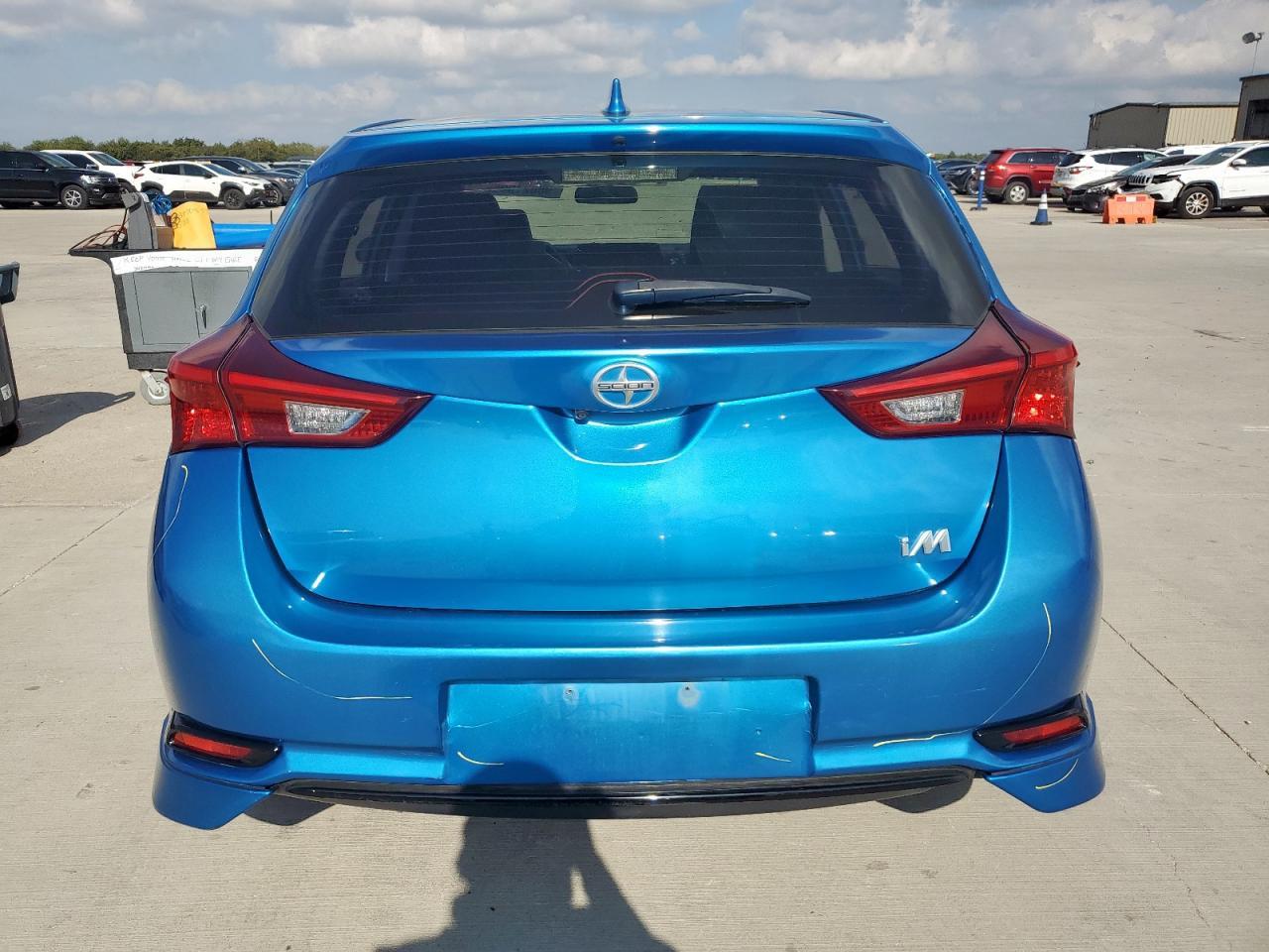 2016 TOYOTA SCION