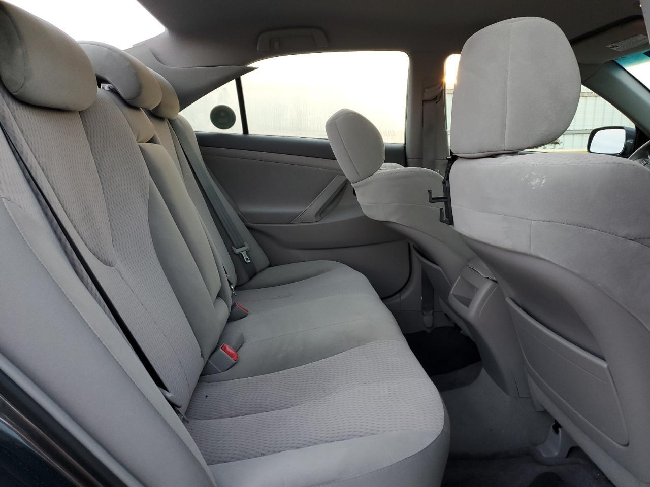2011 TOYOTA CAMRY