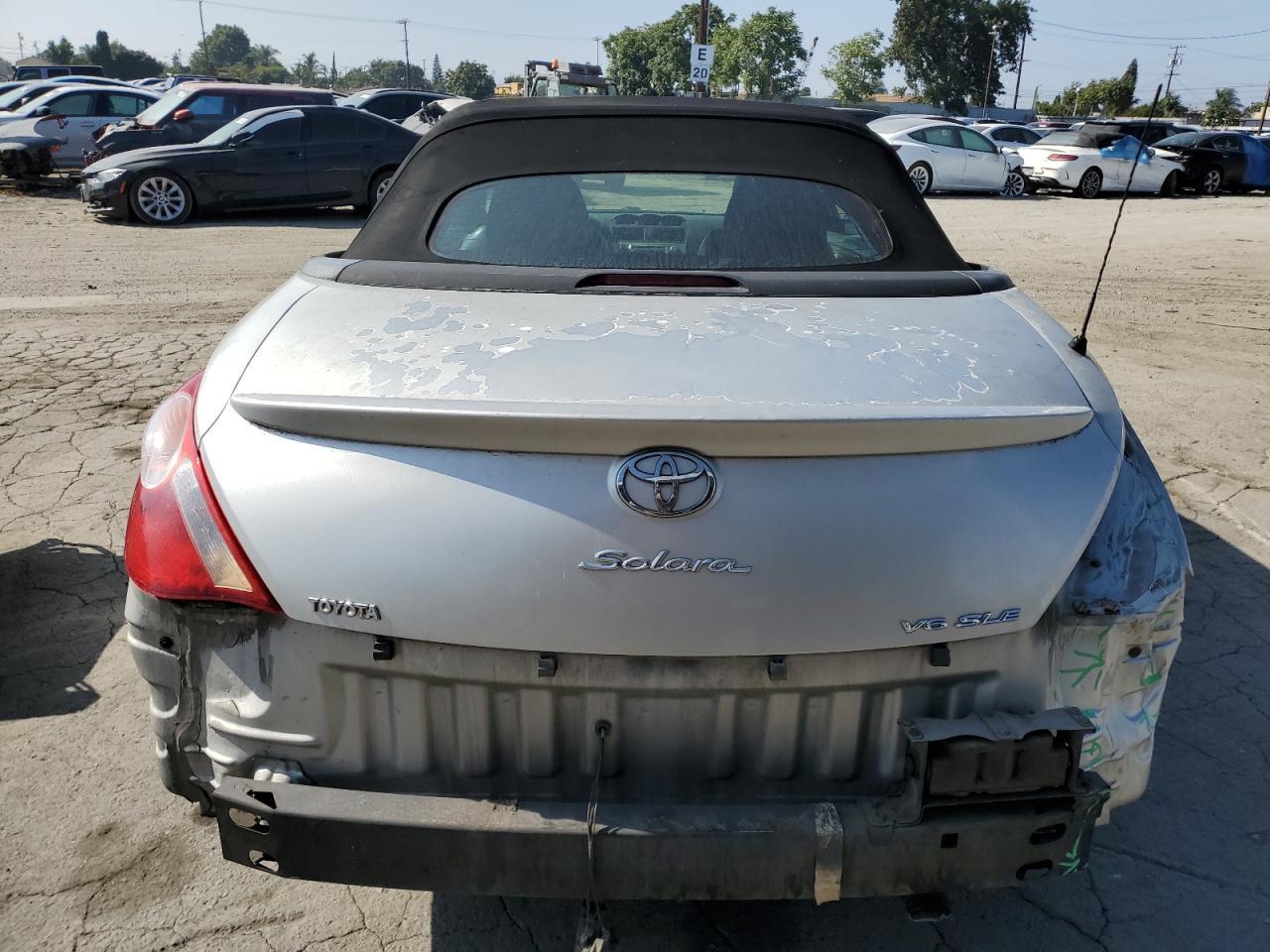 2005 TOYOTA CAMRY