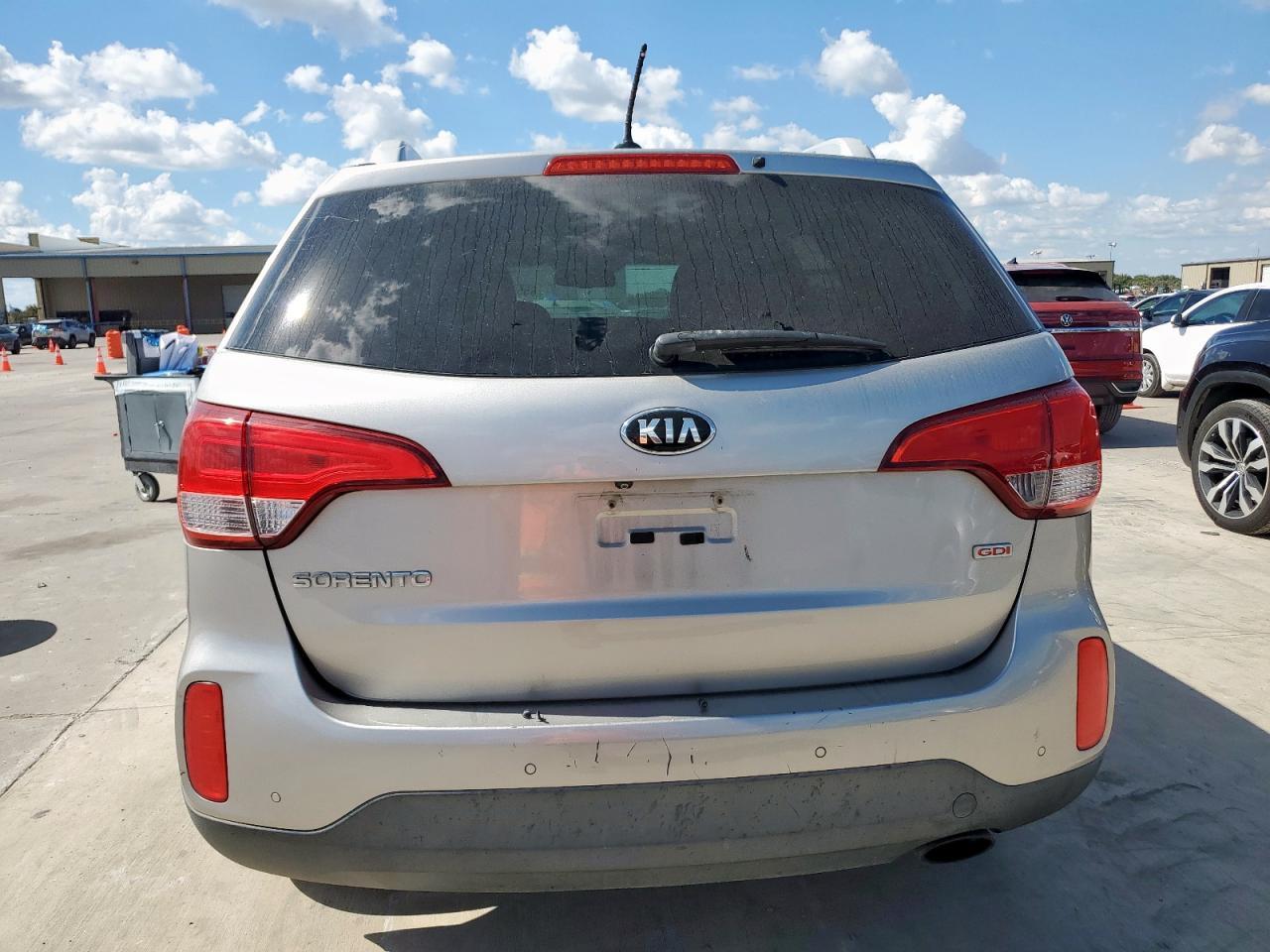 2015 KIA SORENTO