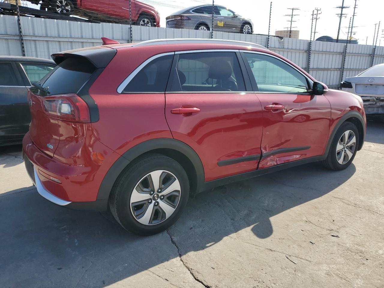 2017 KIA Niro