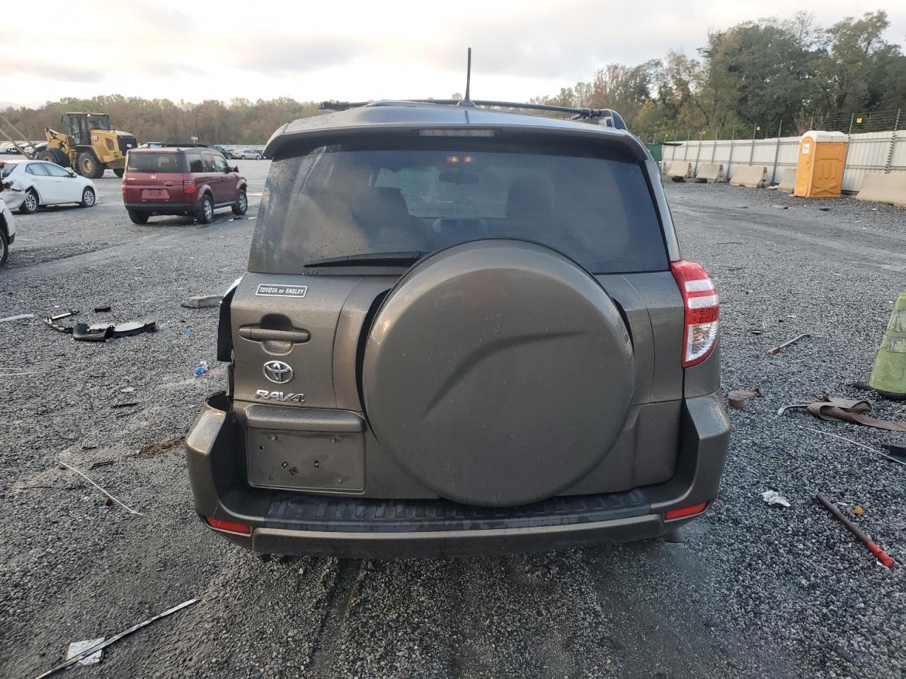 2011 TOYOTA RAV4