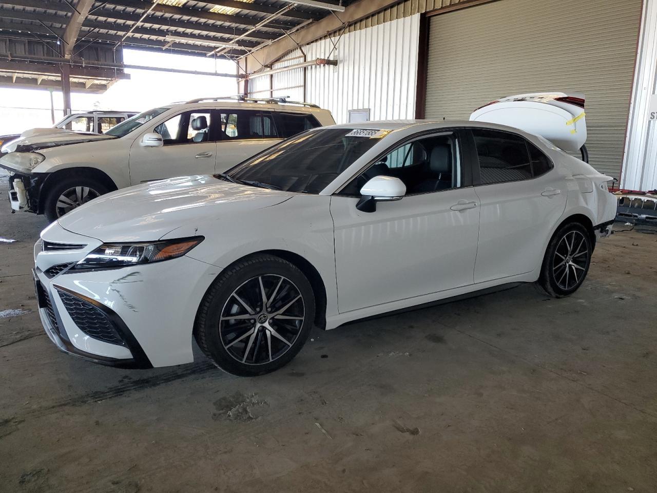 2022 TOYOTA CAMRY