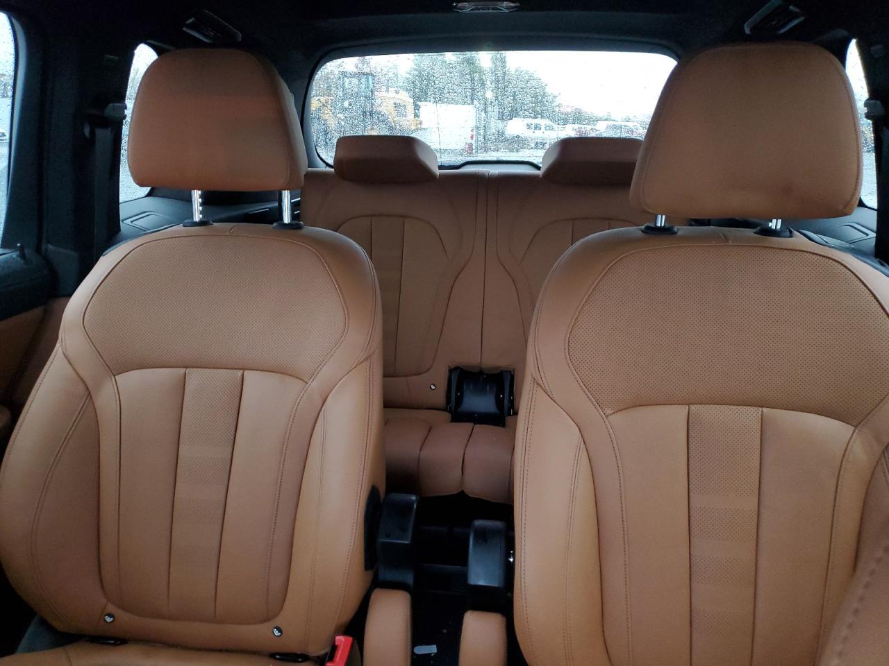 2022 BMW X7