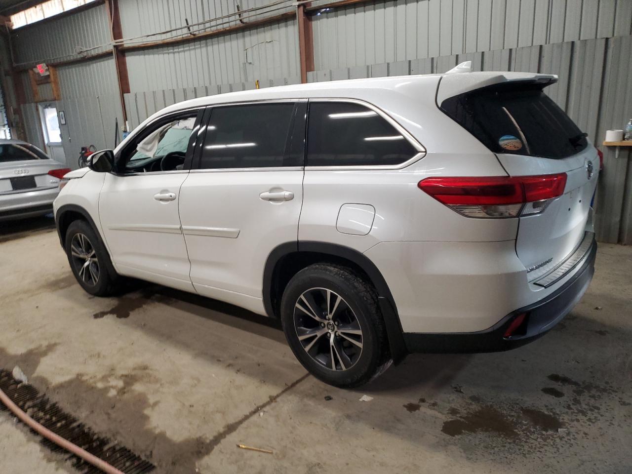 2018 TOYOTA HIGHLANDER