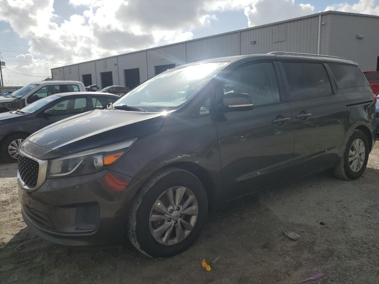 2017 KIA SEDONA
