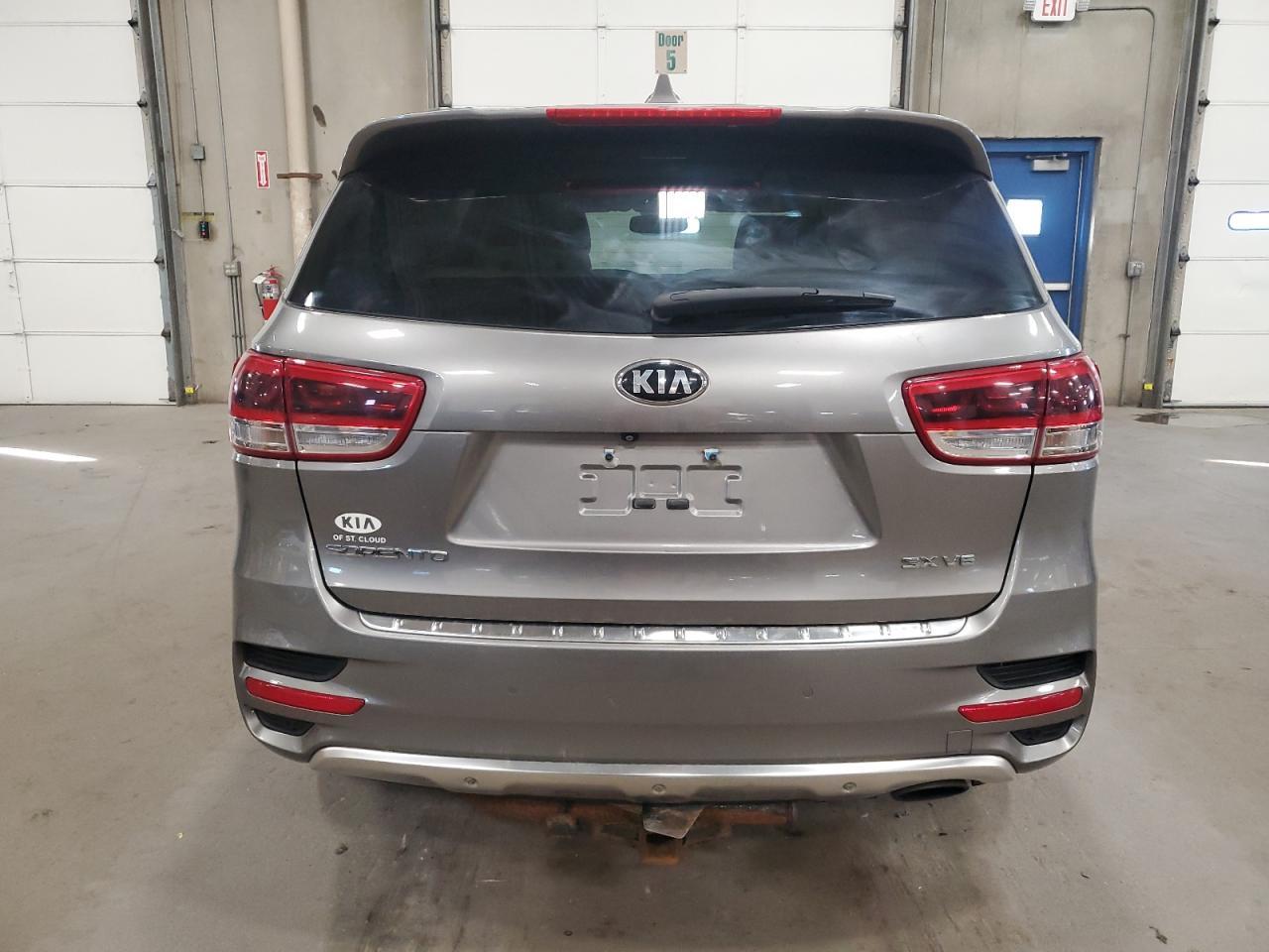 2016 KIA SORENTO