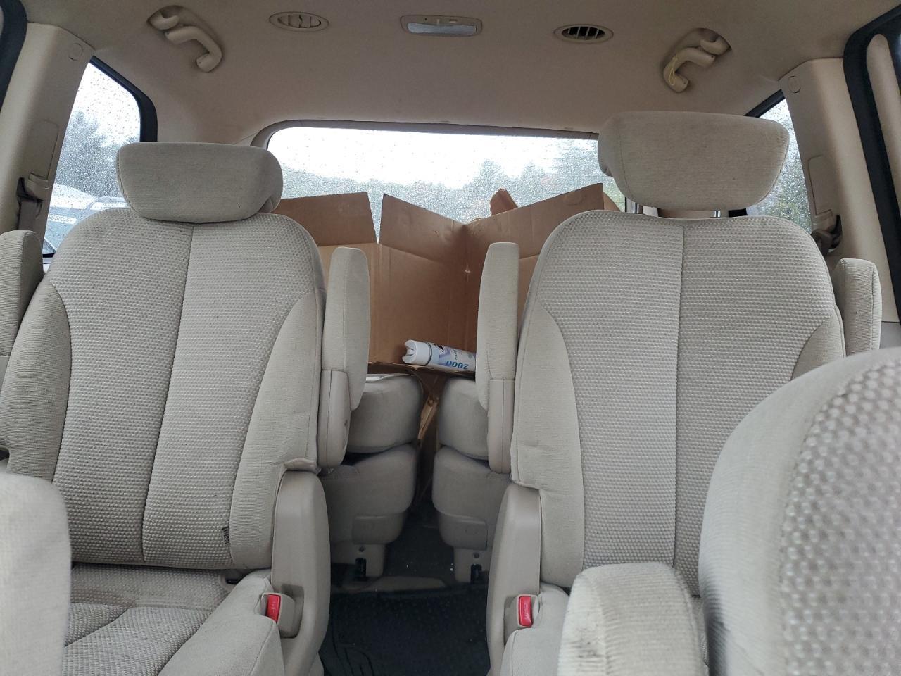2008 KIA SEDONA