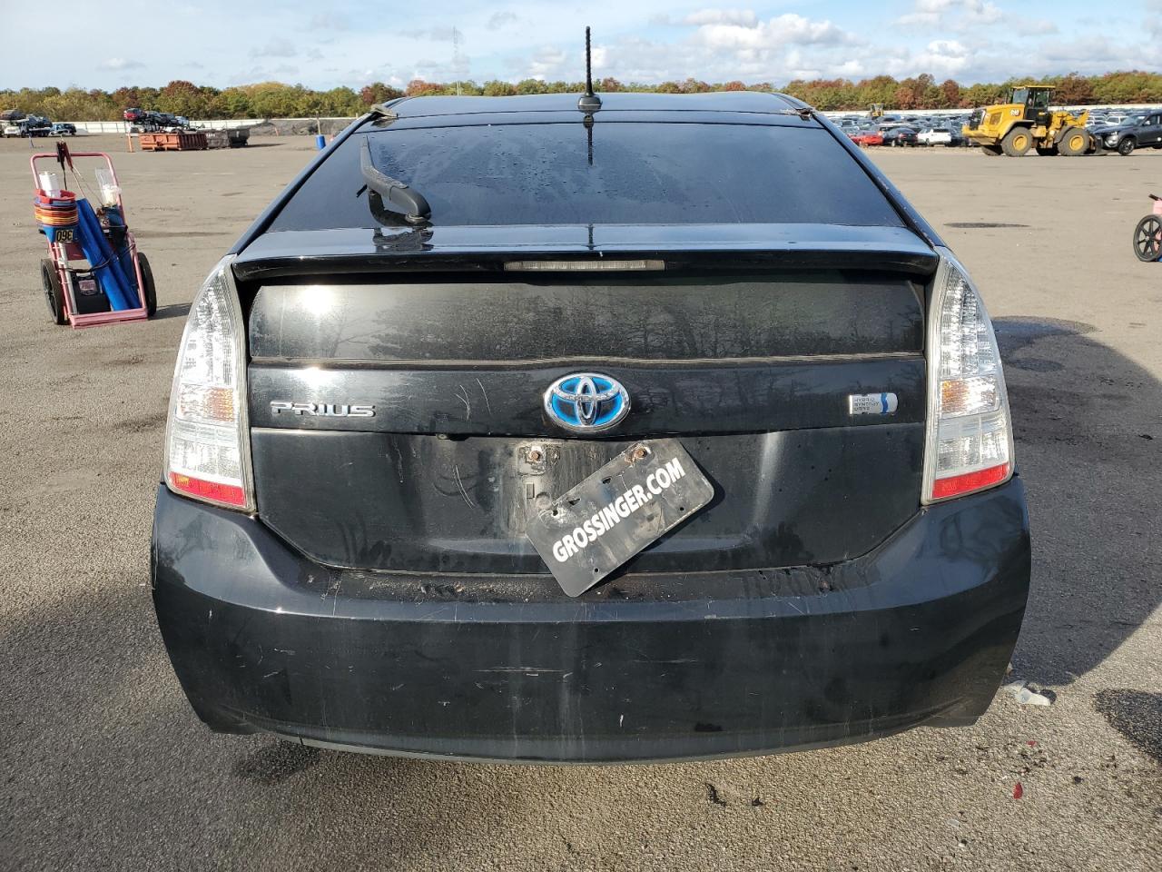 2011 TOYOTA PRIUS