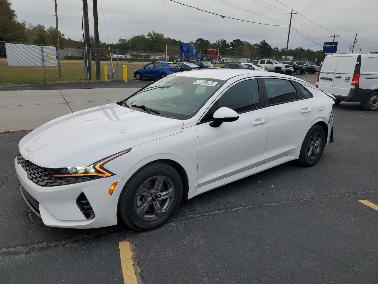 2022 KIA K5