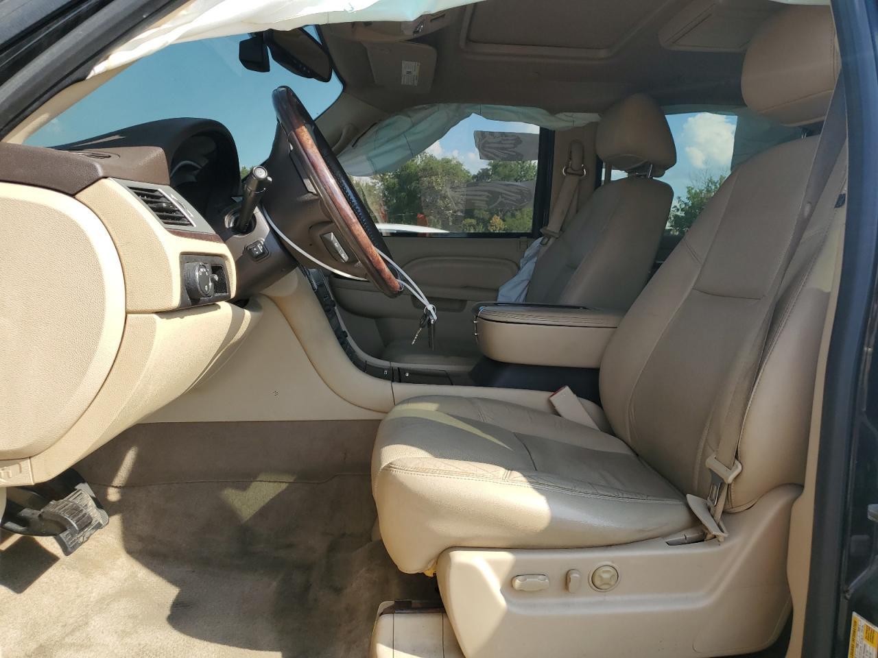 2012 CADILLAC Escalade ESV