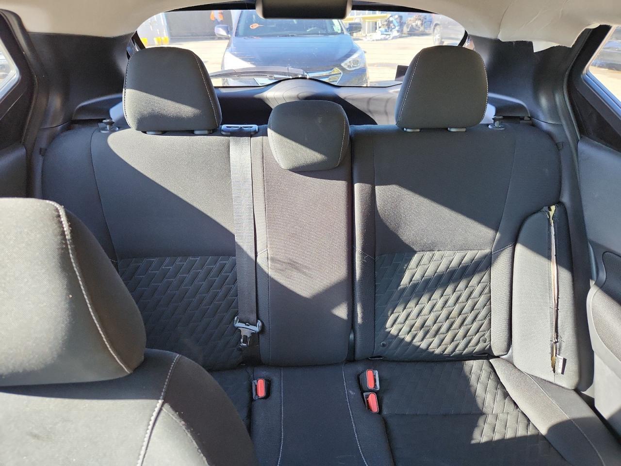 2021 NISSAN KICKS