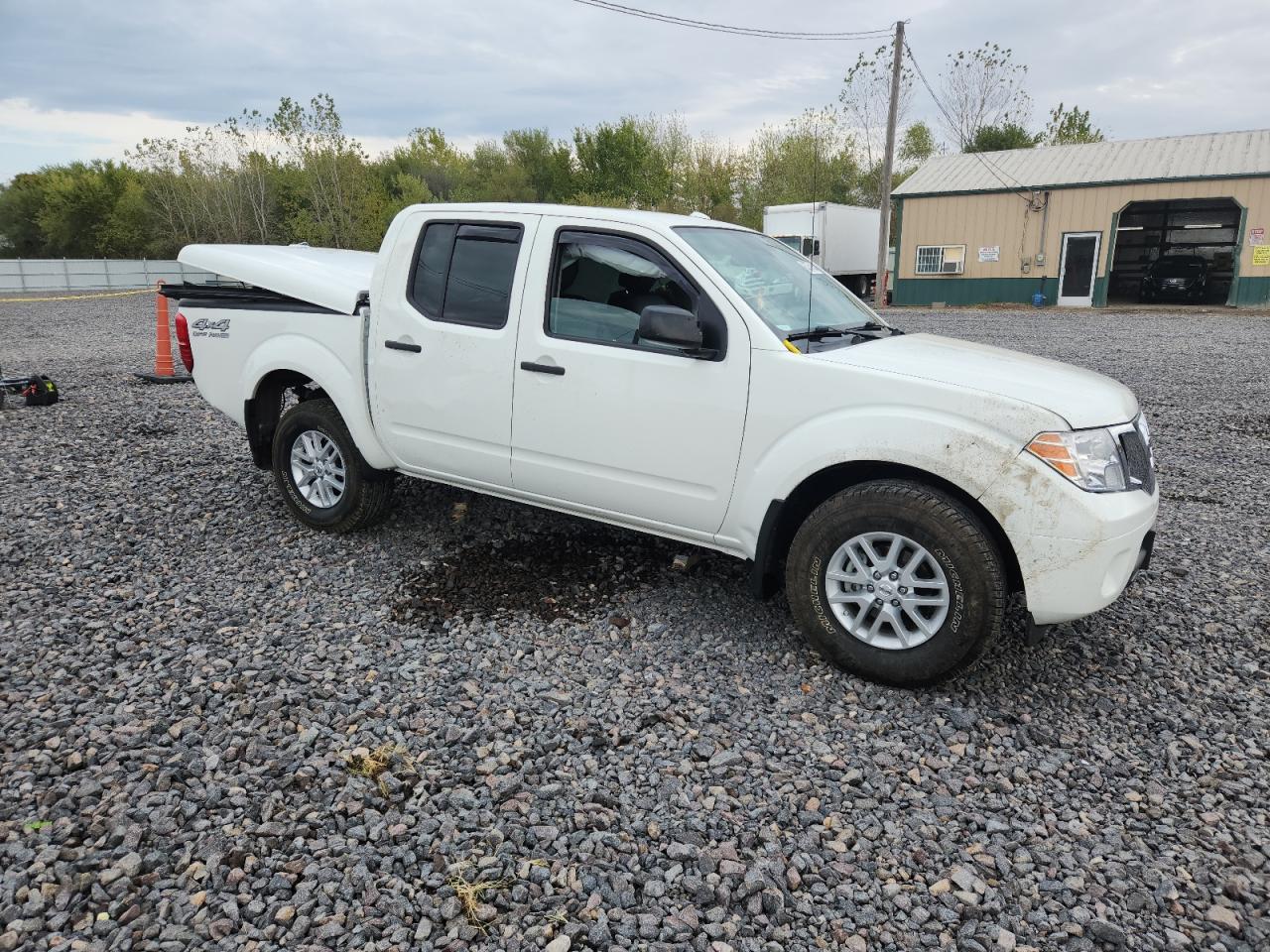 2017 NISSAN Frontier