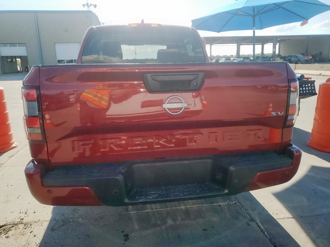 2024 NISSAN Frontier
