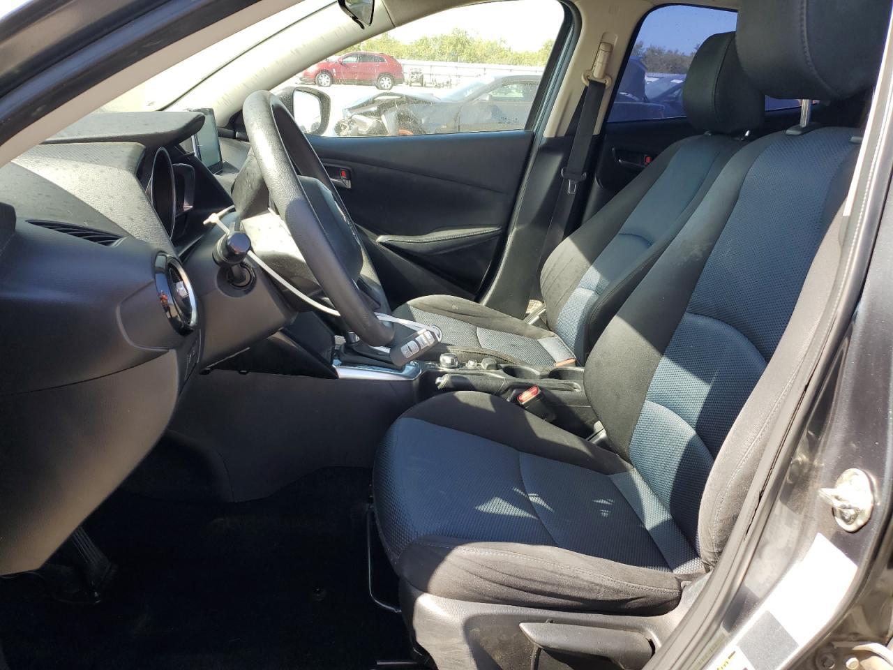 2017 TOYOTA YARIS