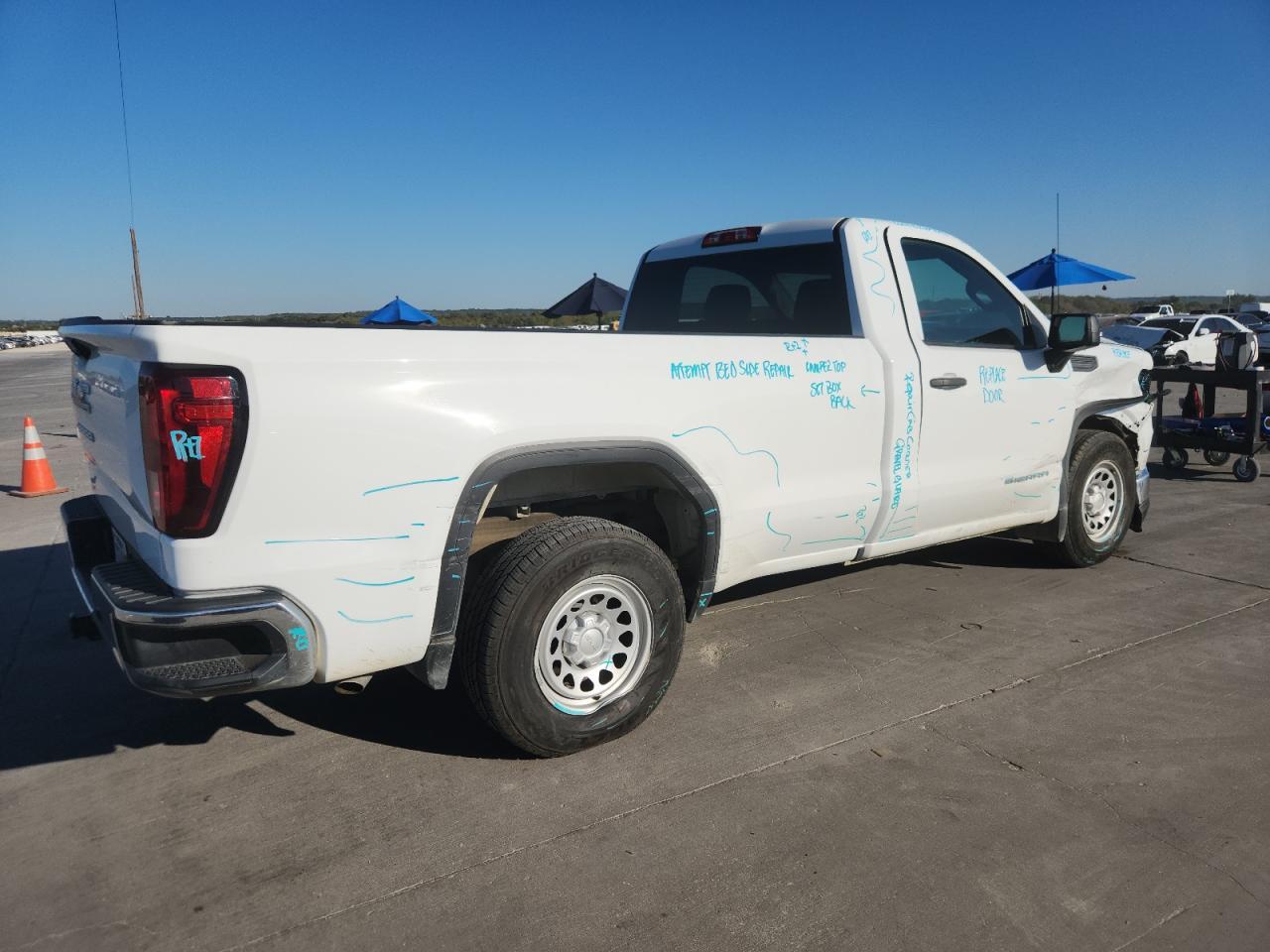2023 GMC Sierra