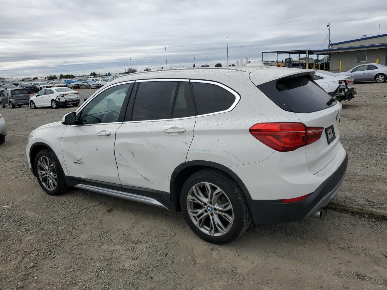2016 BMW X1