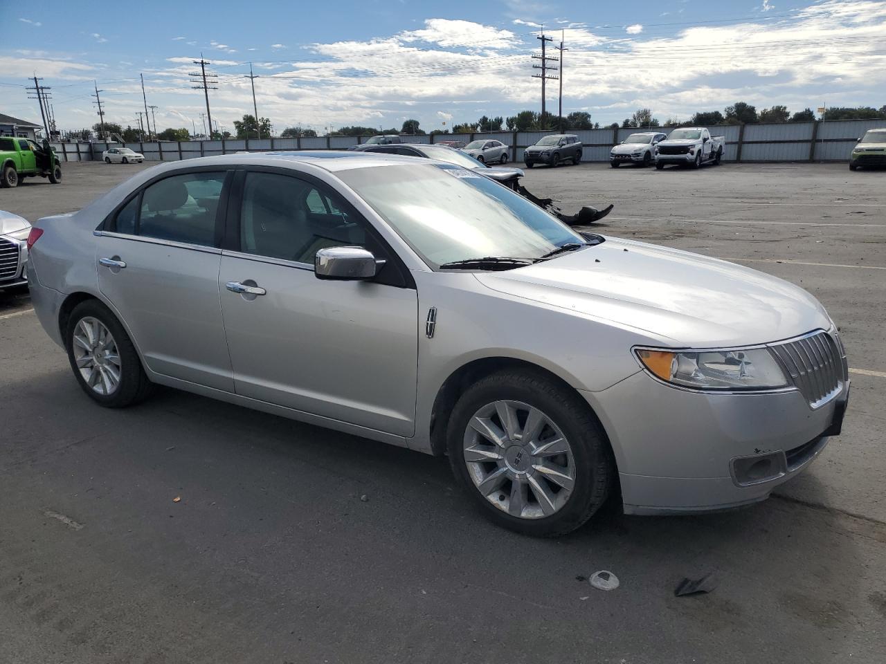 2011 LINCOLN MKZ