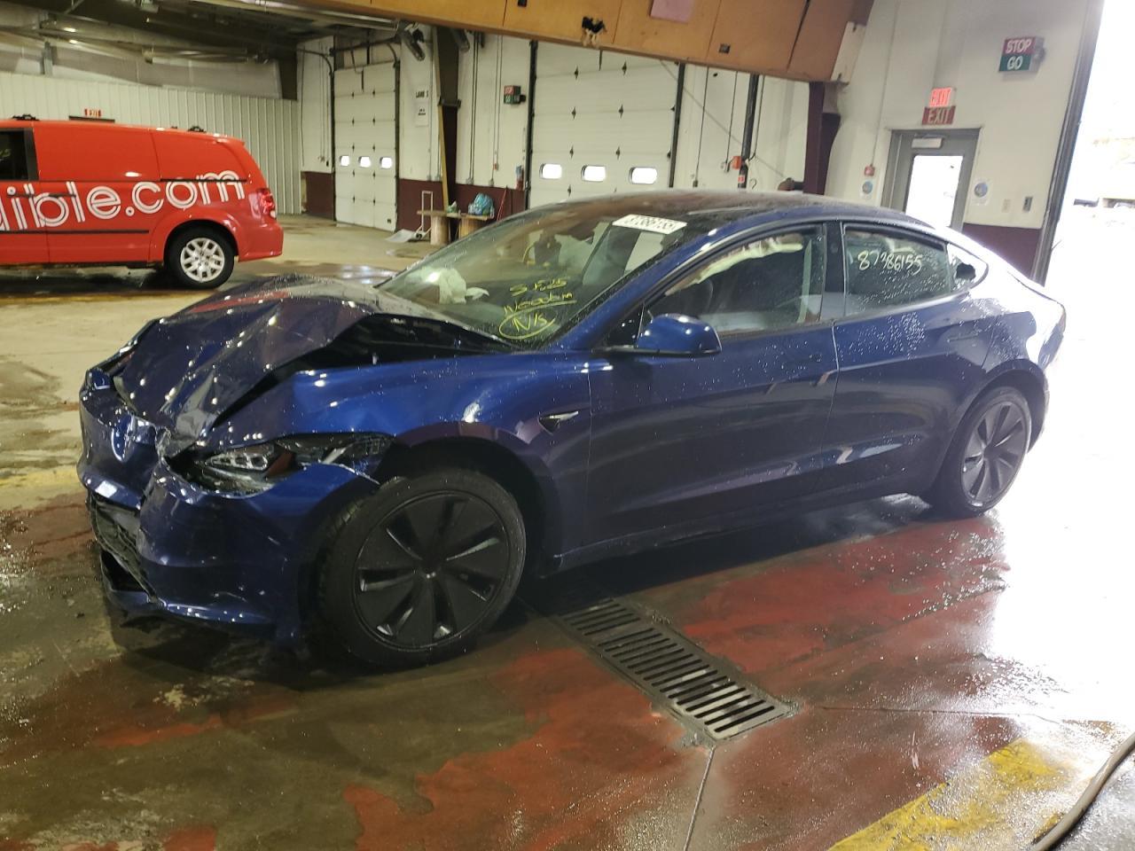 2025 TESLA MODEL 3